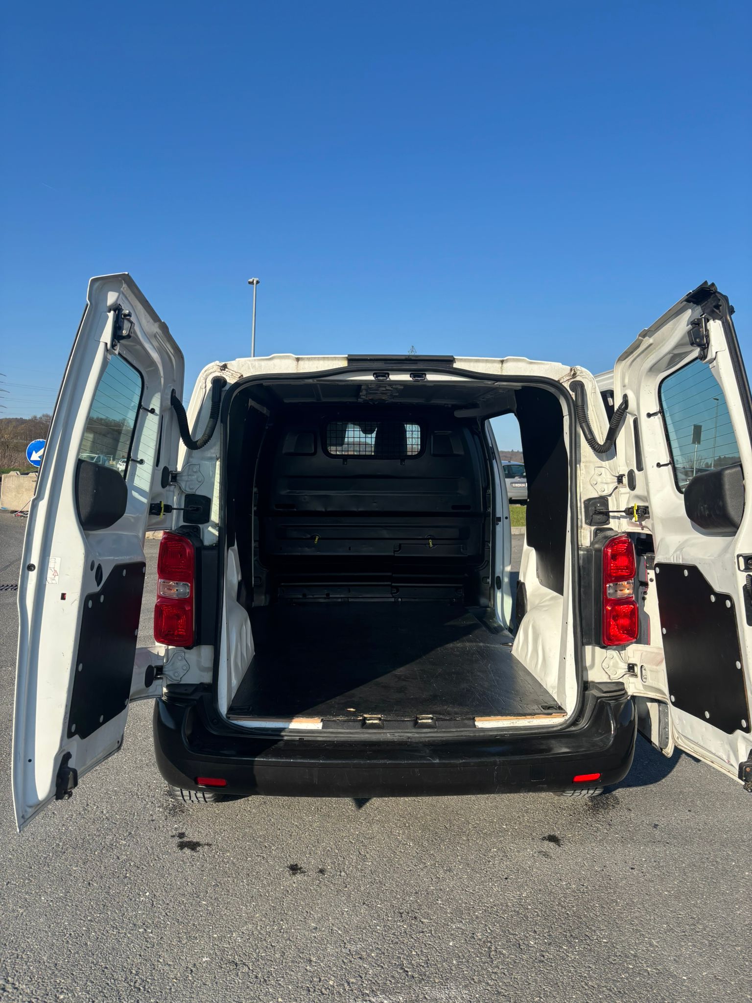 CITROEN Jumpy 1.6 BlueHDi 95 M Komfort-showroom-element-1