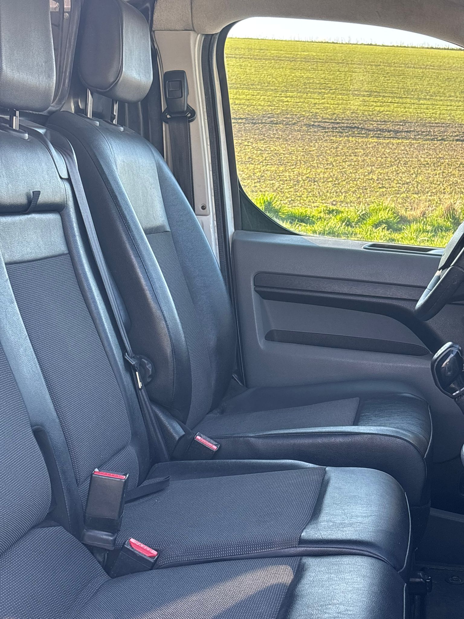 CITROEN Jumpy 1.6 BlueHDi 95 M Komfort-image-30