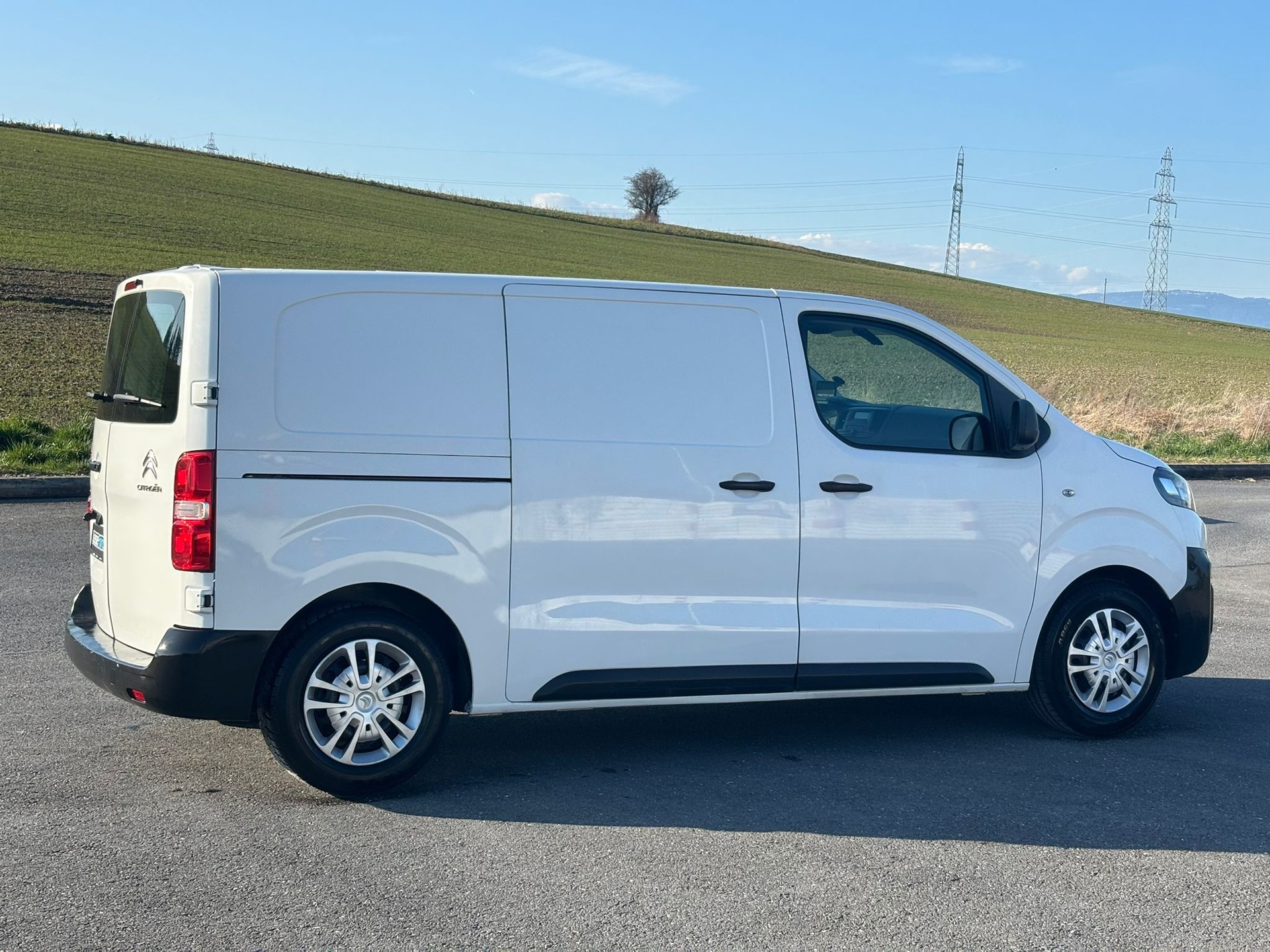 CITROEN Jumpy 1.6 BlueHDi 95 M Komfort-image-10