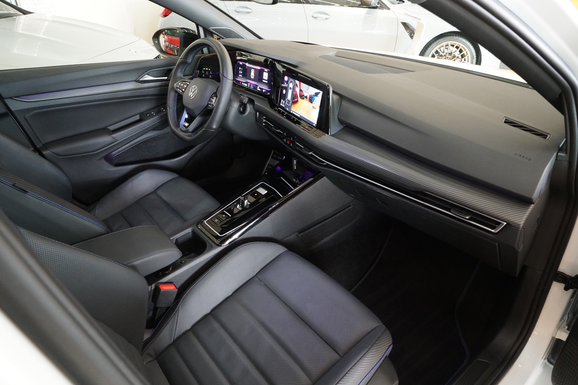VW Golf Variant 2.0 TSI R DSG 4Motion R-Performancepaket 270 km/h-image-12