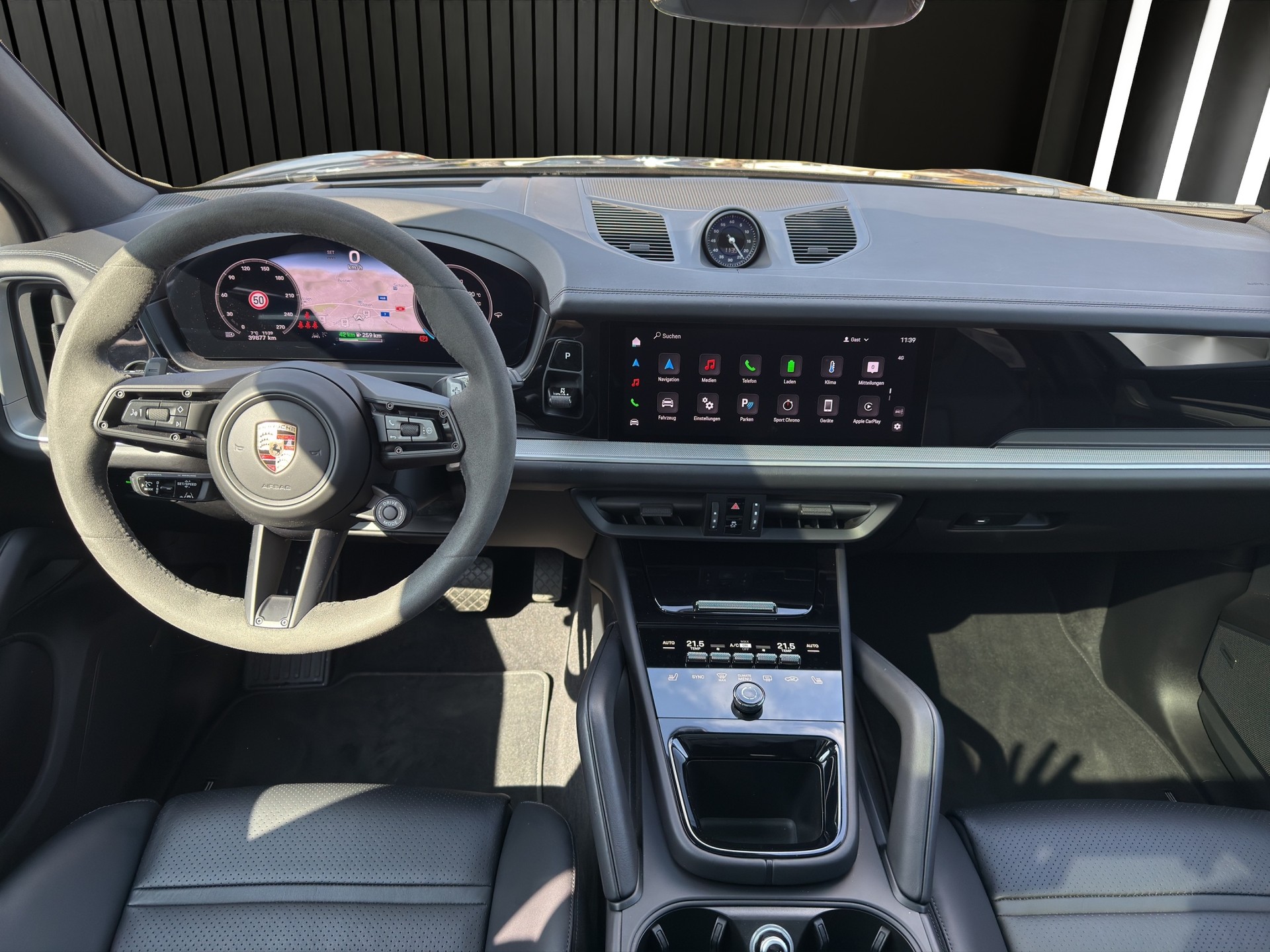 PORSCHE Cayenne E-Hybrid 3.0 V6 E-Hybrid-image-12