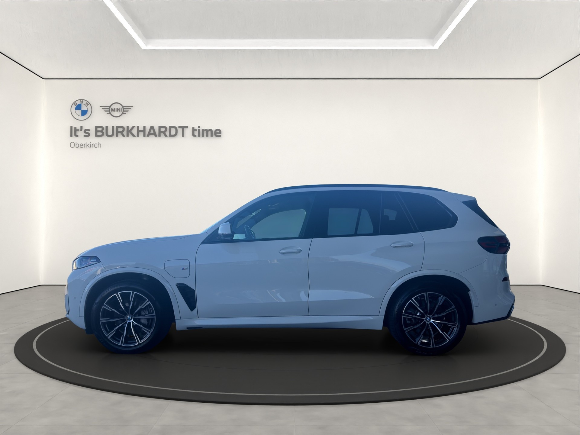 BMW X5 xDr 50e M Sport-showroom-element-1