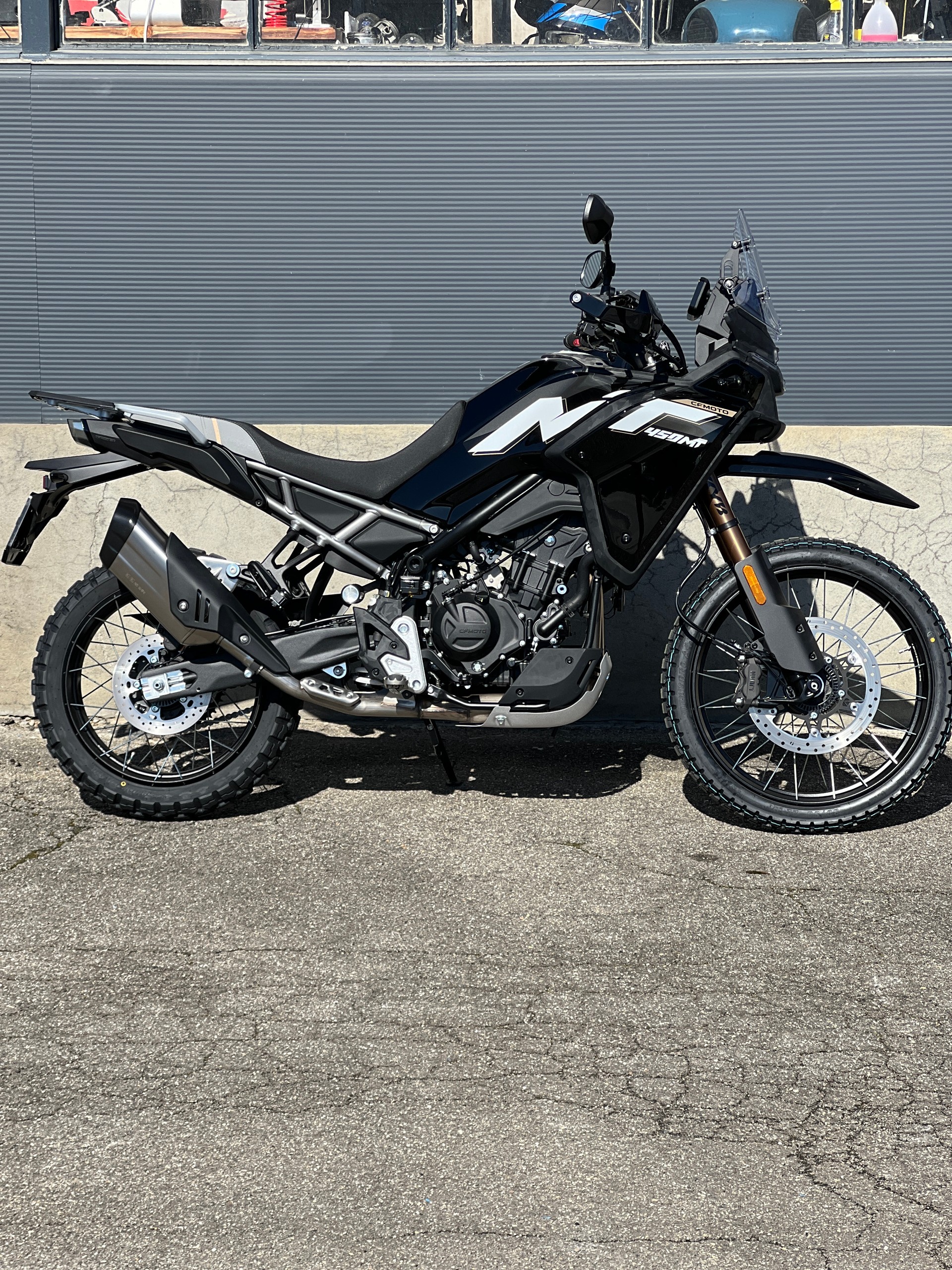 CF MOTO Nebula Black High Fender Umbau-image-4