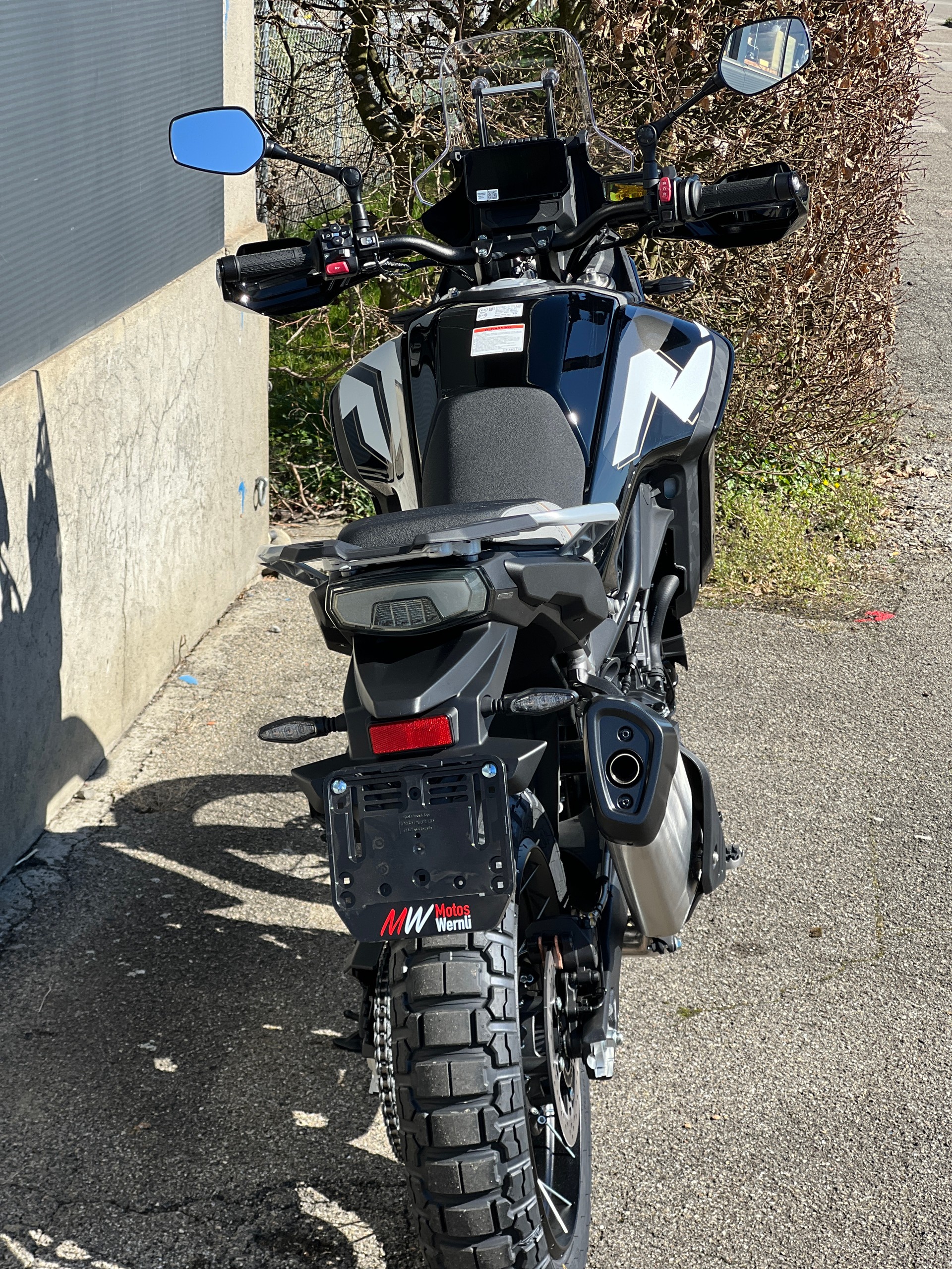 CF MOTO Nebula Black High Fender Umbau-image-6
