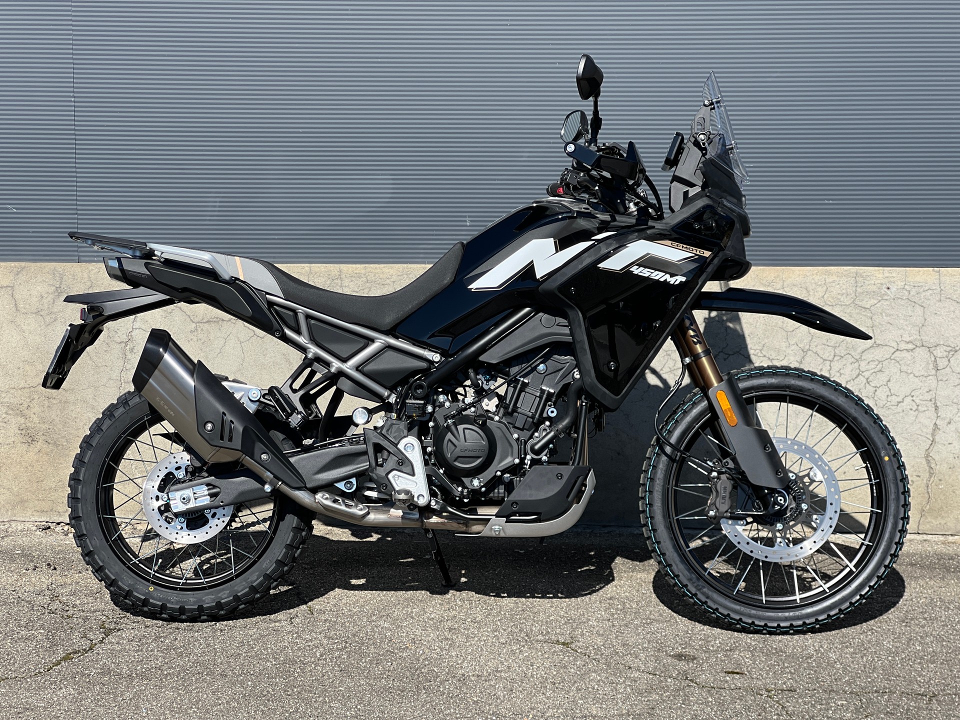CF MOTO Nebula Black High Fender Umbau-image-1