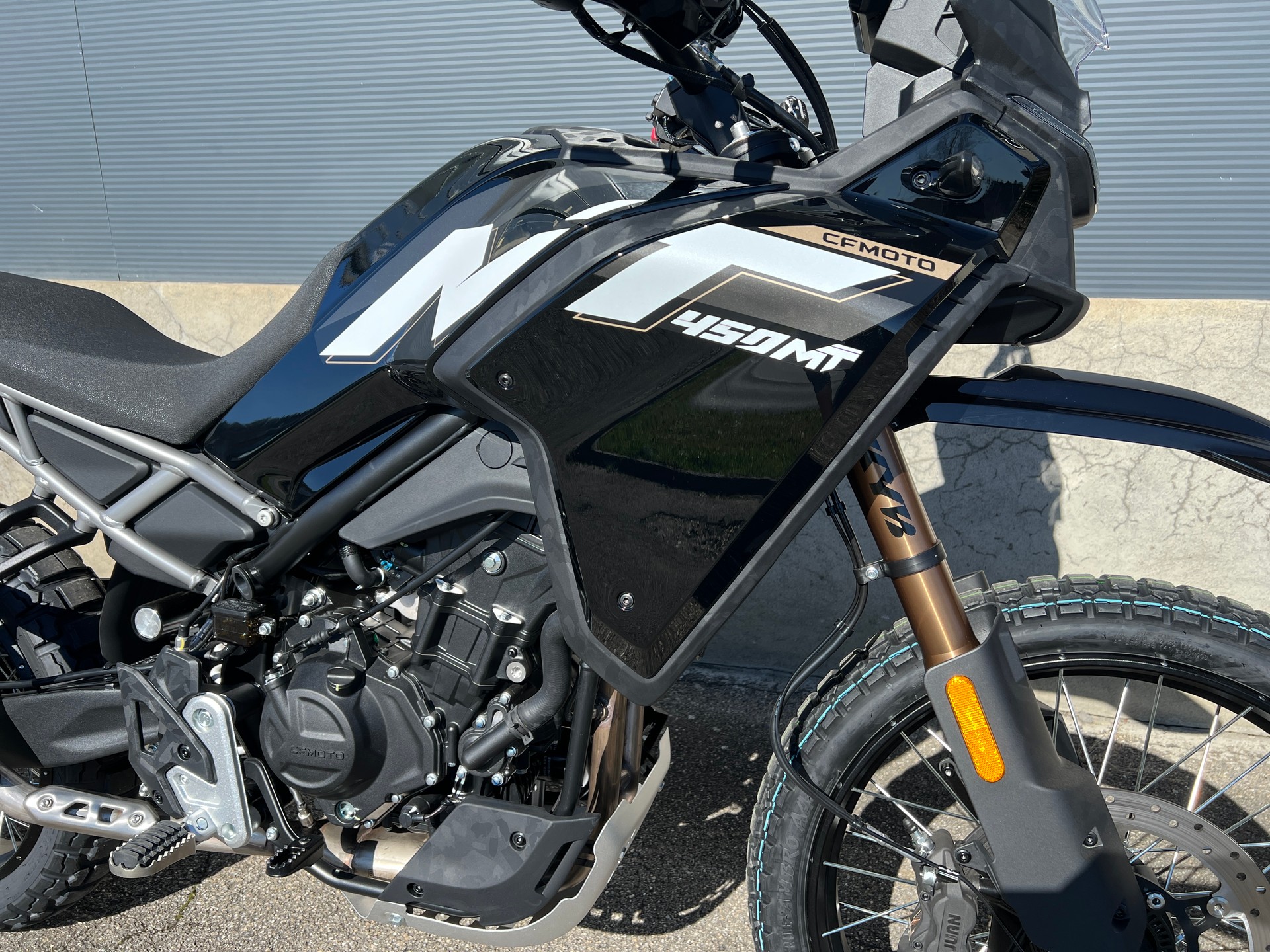 CF MOTO Nebula Black High Fender Umbau-image-7