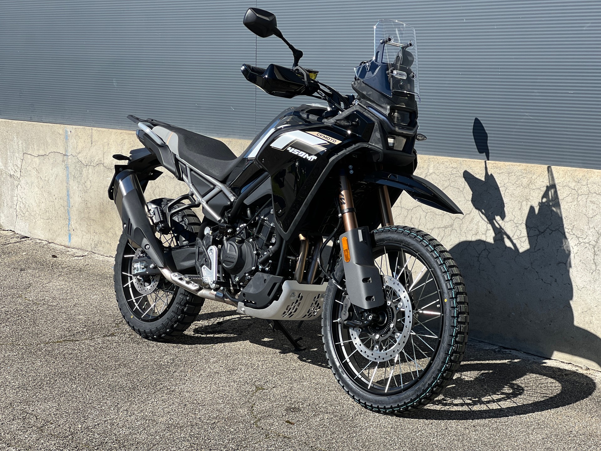 CF MOTO Nebula Black High Fender Umbau-image-0