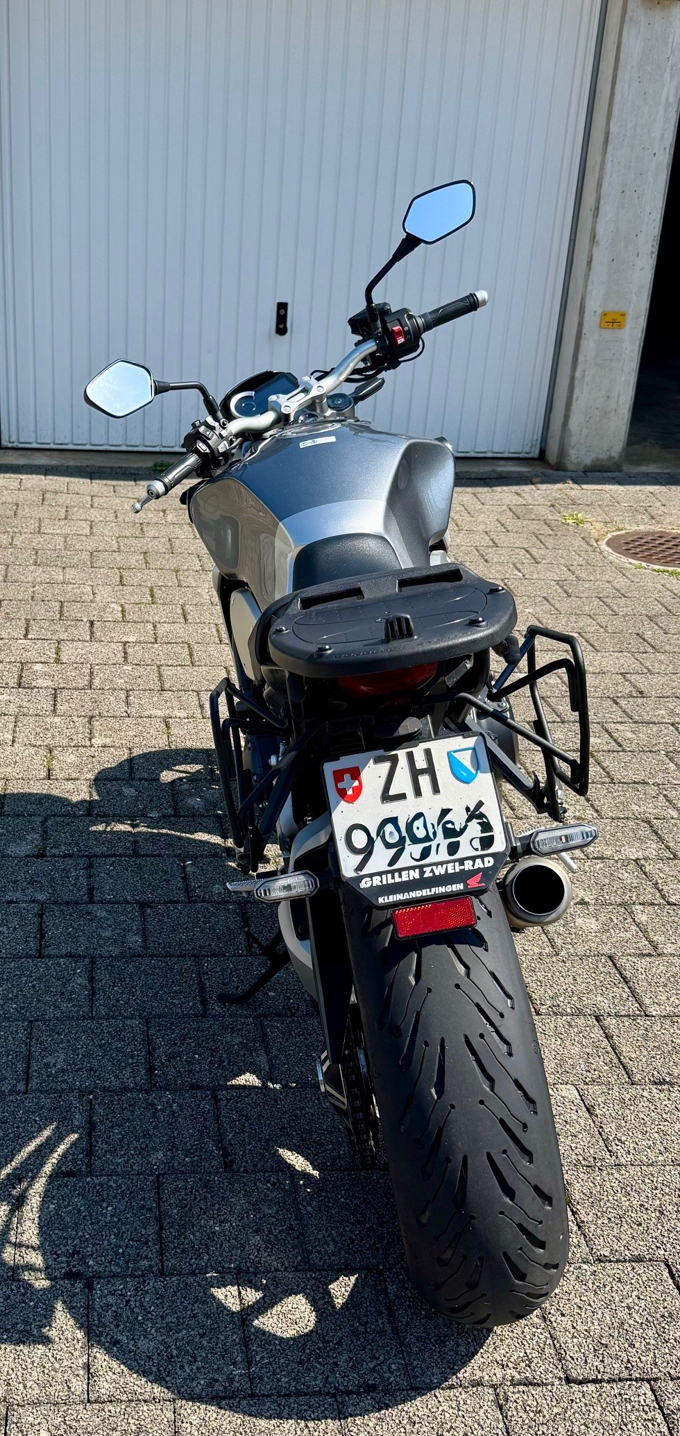 HONDA CB 1000 R-image-4