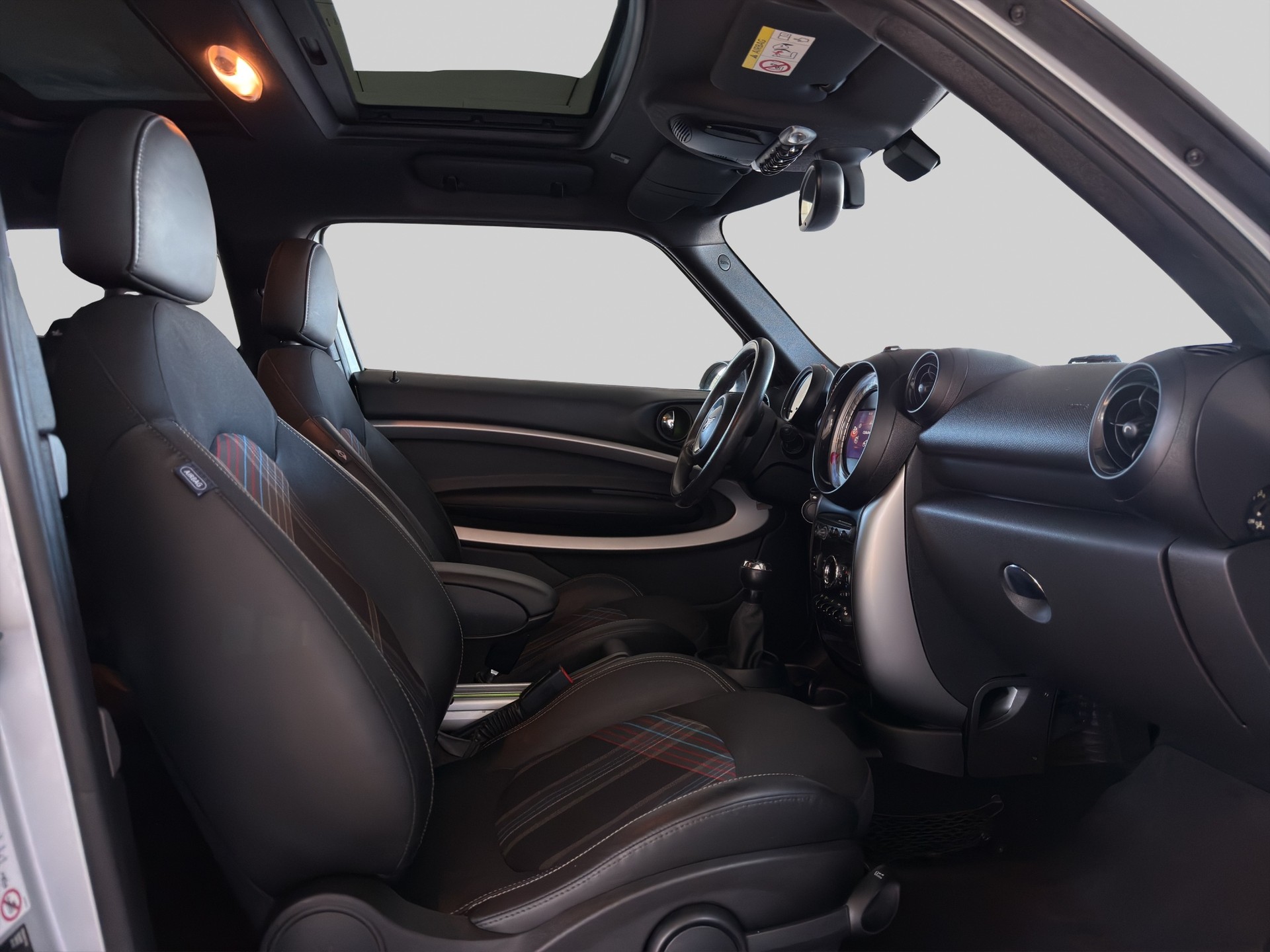 MINI Paceman Cooper SD FWD-image-7