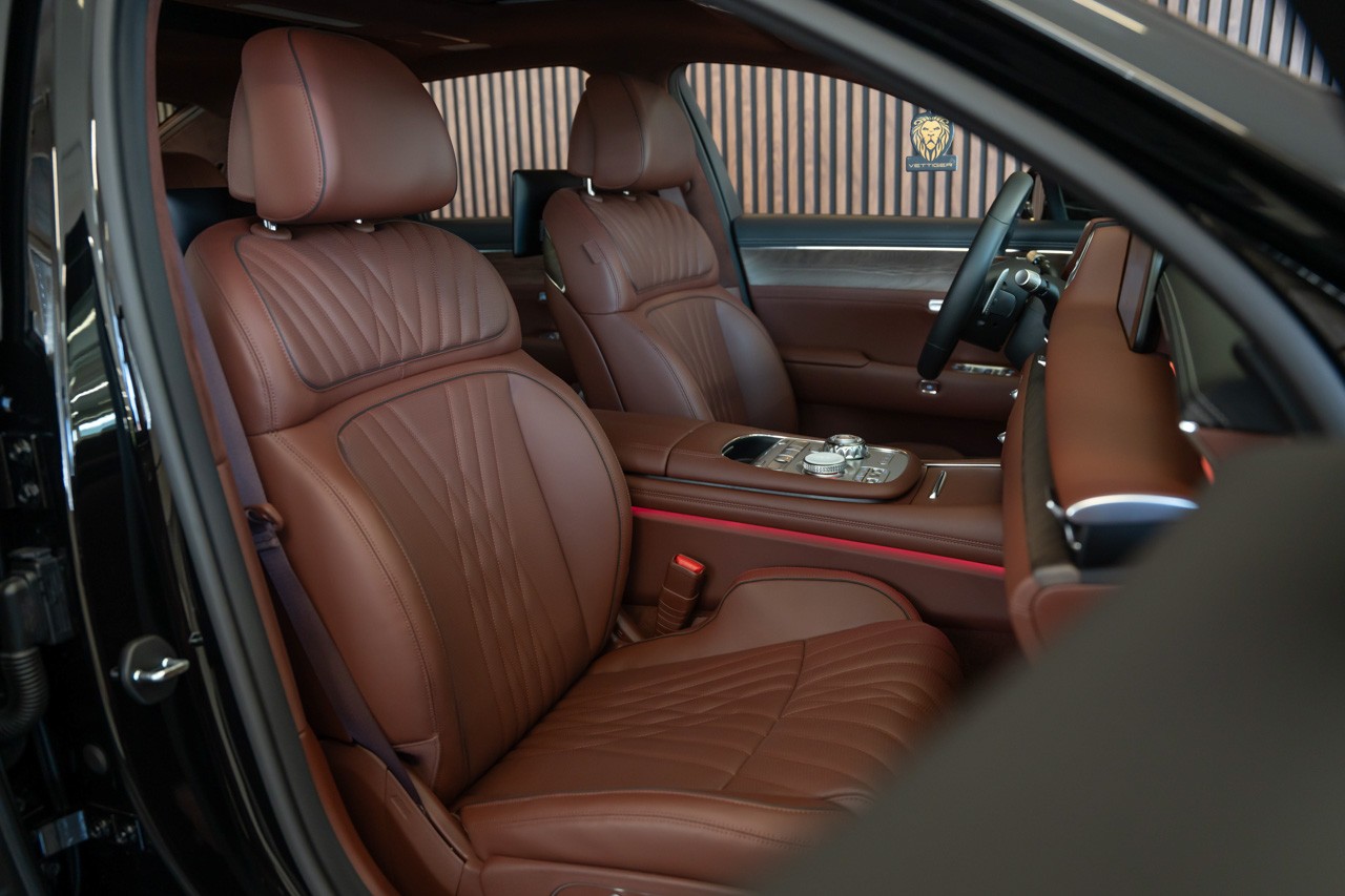 GENESIS G90 Luxury Plus-image-16