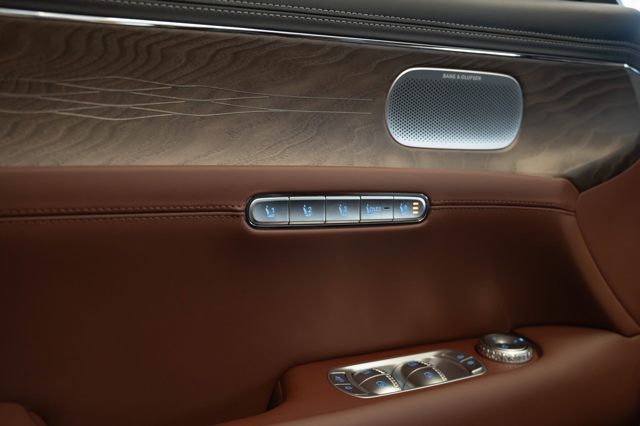 GENESIS G90 Luxury Plus-image-28