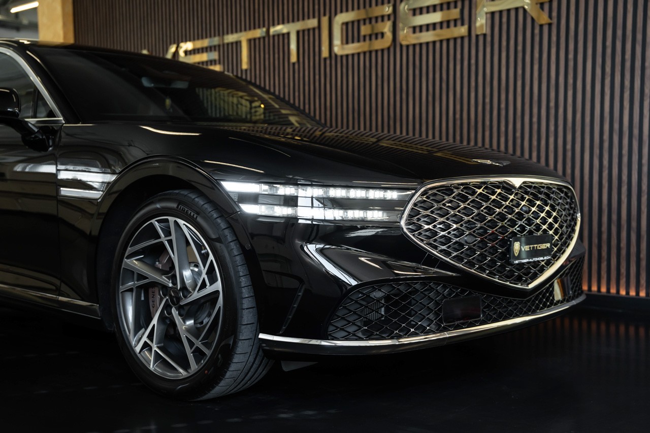 GENESIS G90 Luxury Plus-image-8