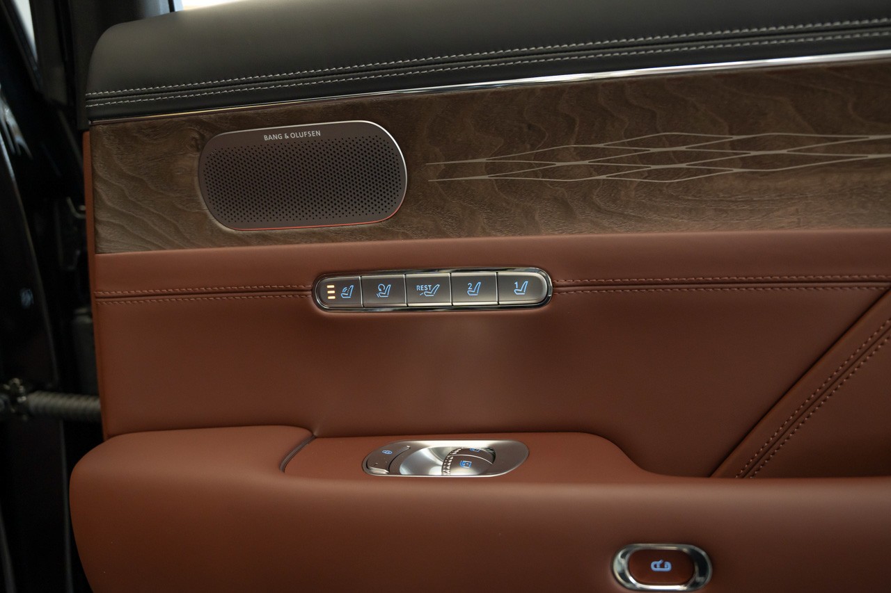 GENESIS G90 Luxury Plus-image-31