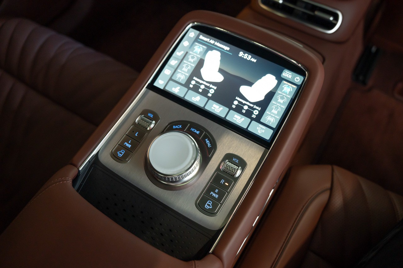 GENESIS G90 Luxury Plus-image-37