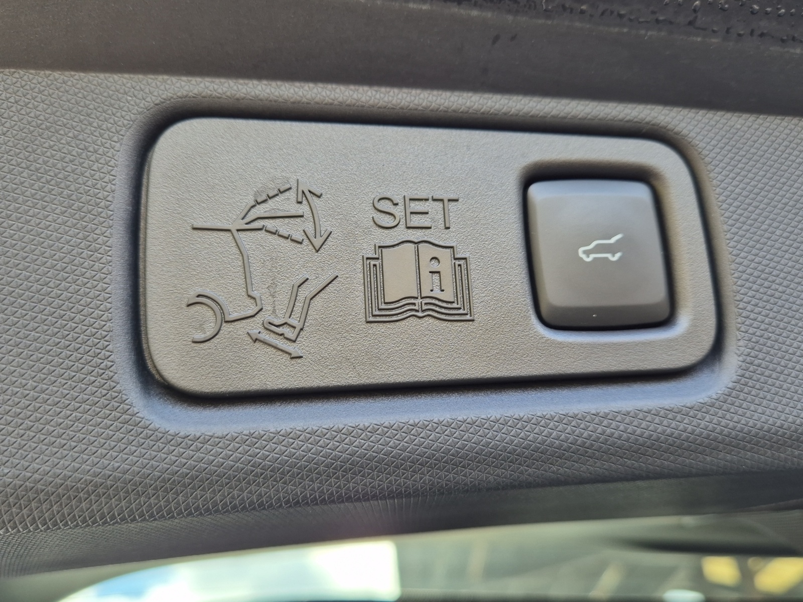 FORD Mustang MACH-E Premium AWD 88 kWh-image-21