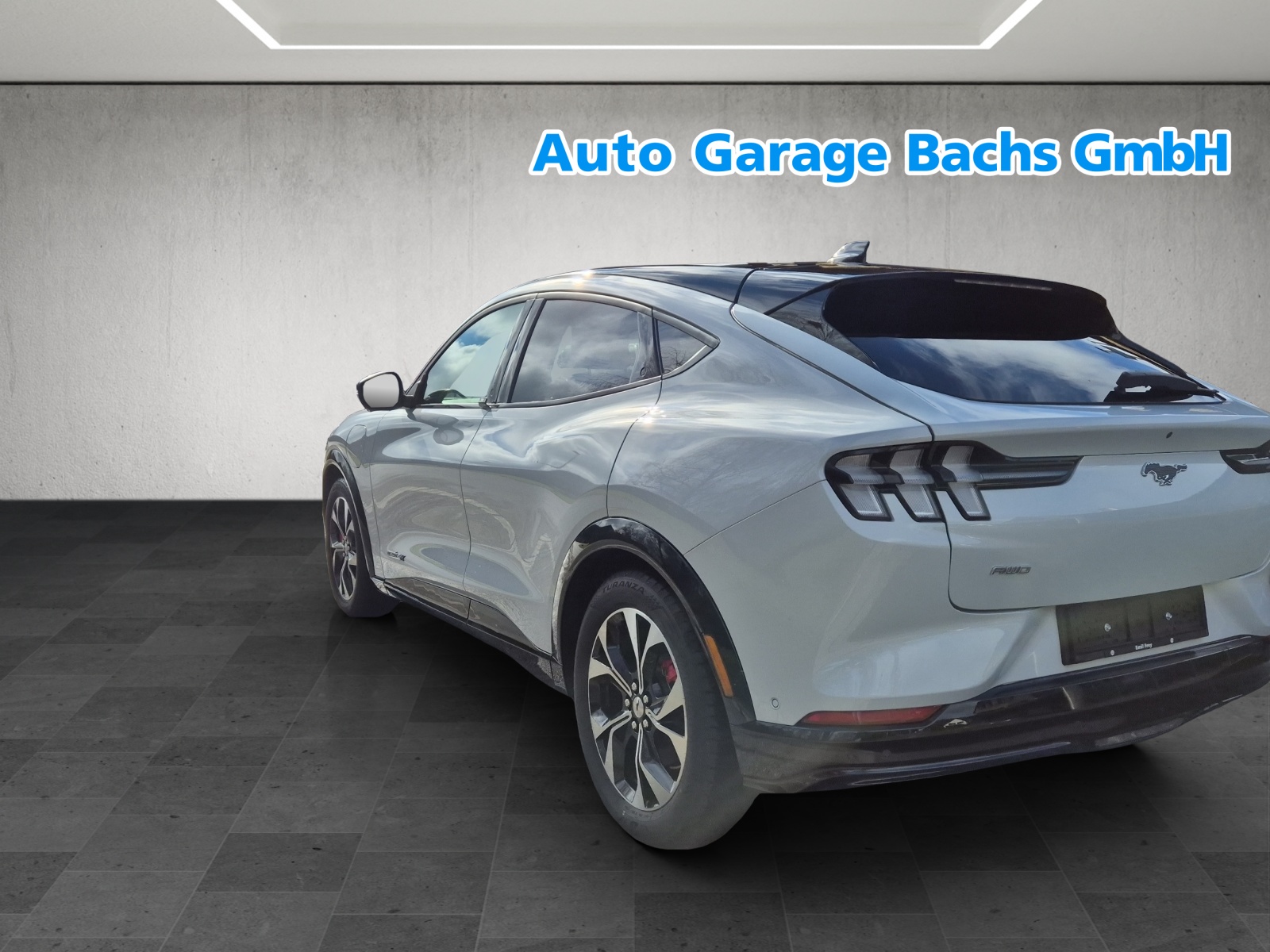 FORD Mustang MACH-E Premium AWD 88 kWh-image-5