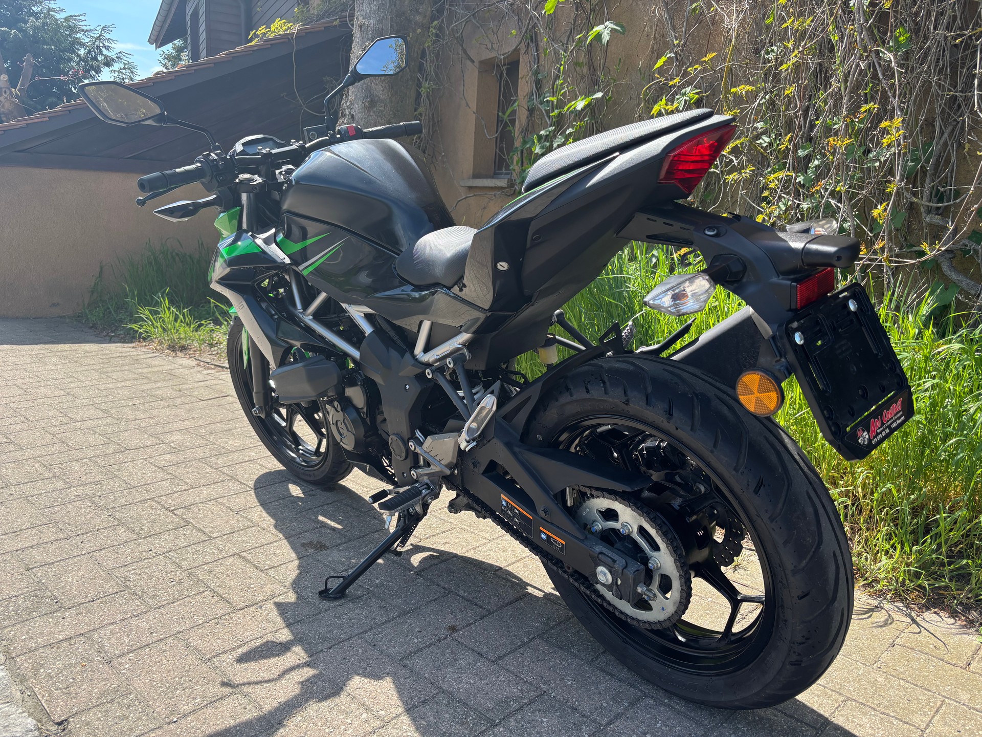 KAWASAKI Z 125-image-7