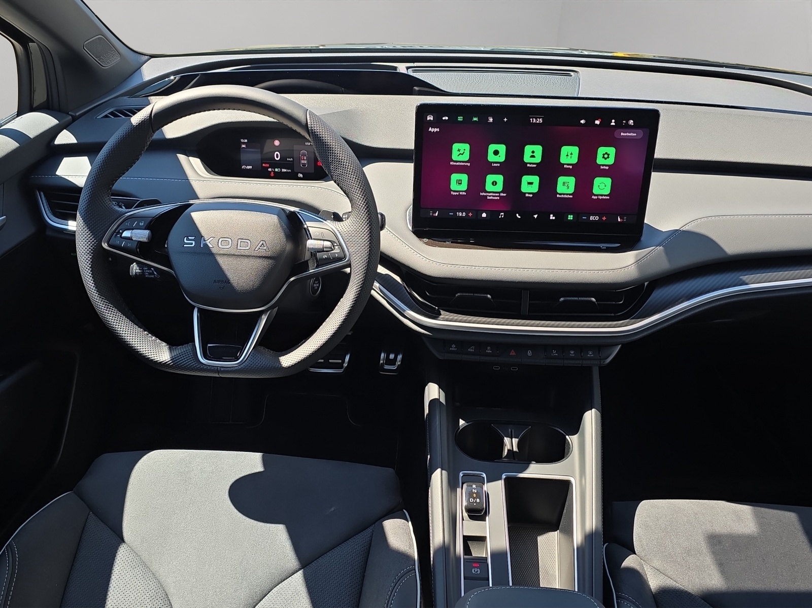 SKODA Enyaq 85x Sportline 4x4-image-4