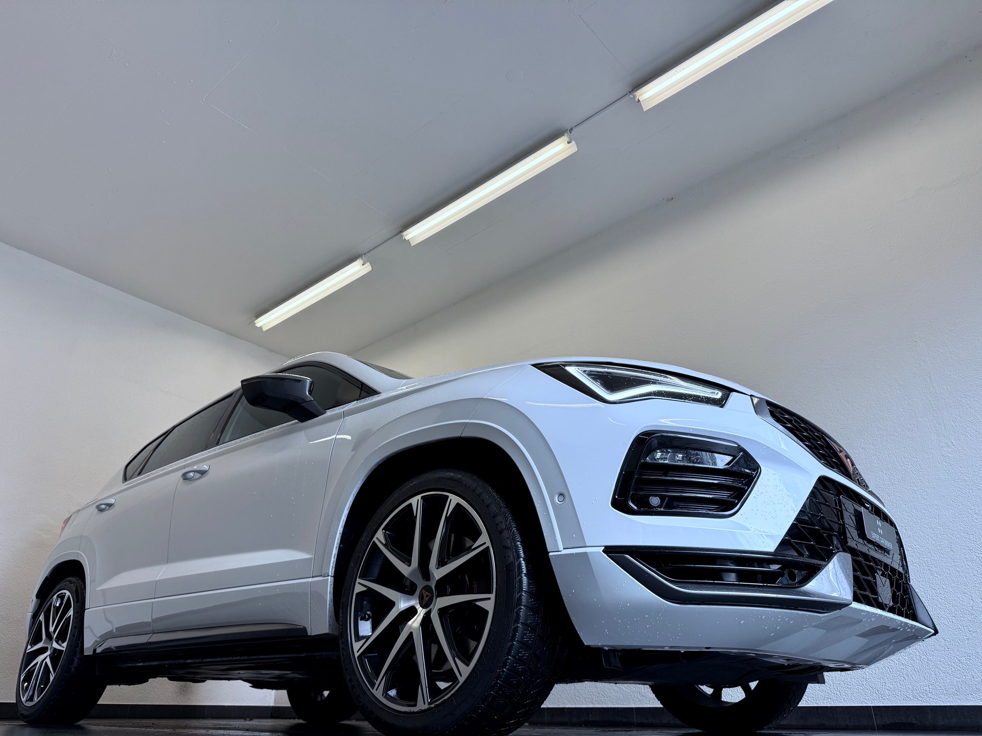 CUPRA ATECA-showroom-element-2
