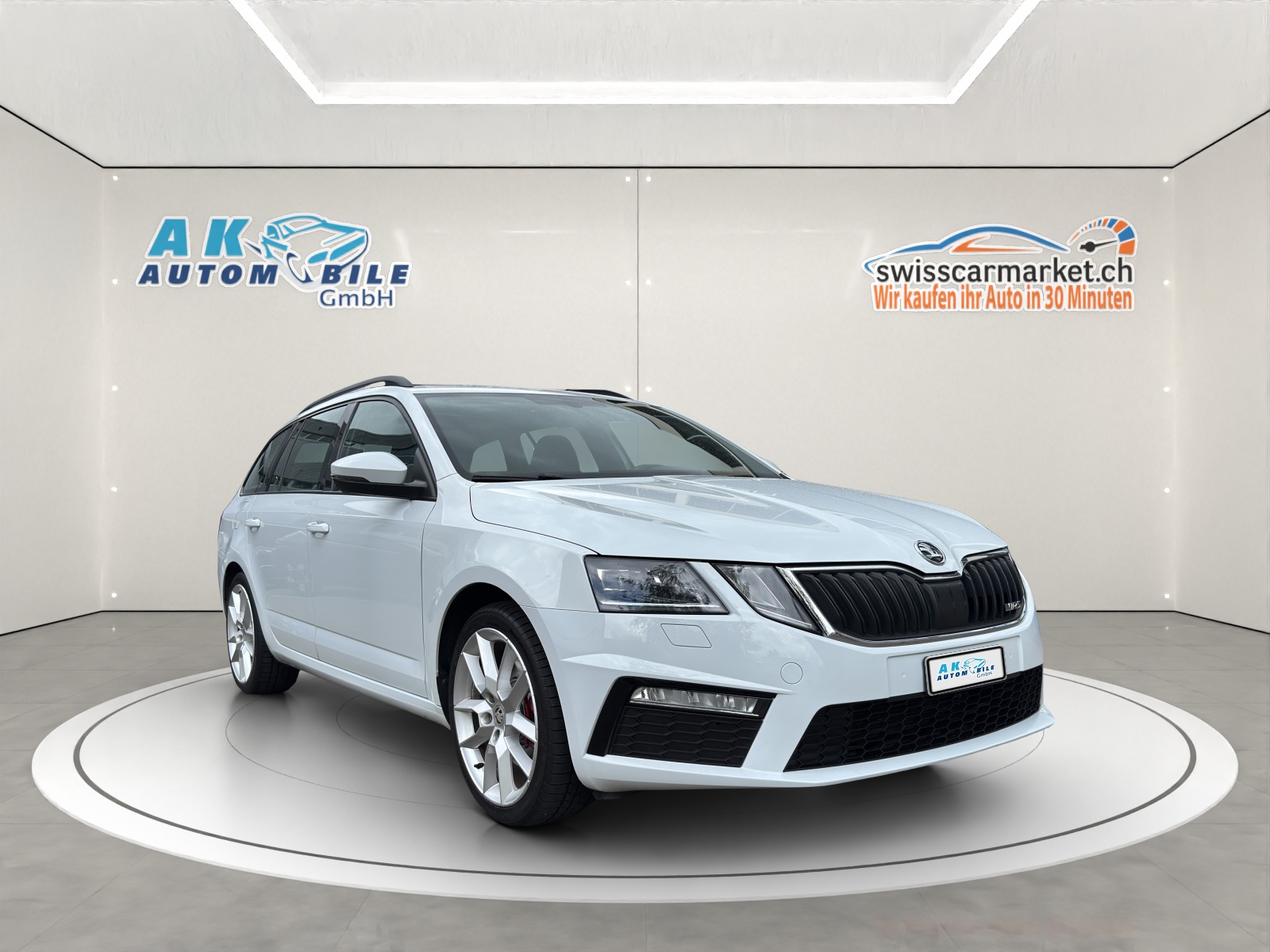 SKODA Octavia Combi 2.0 TDI RS 4x4 DSG-showroom-element-1