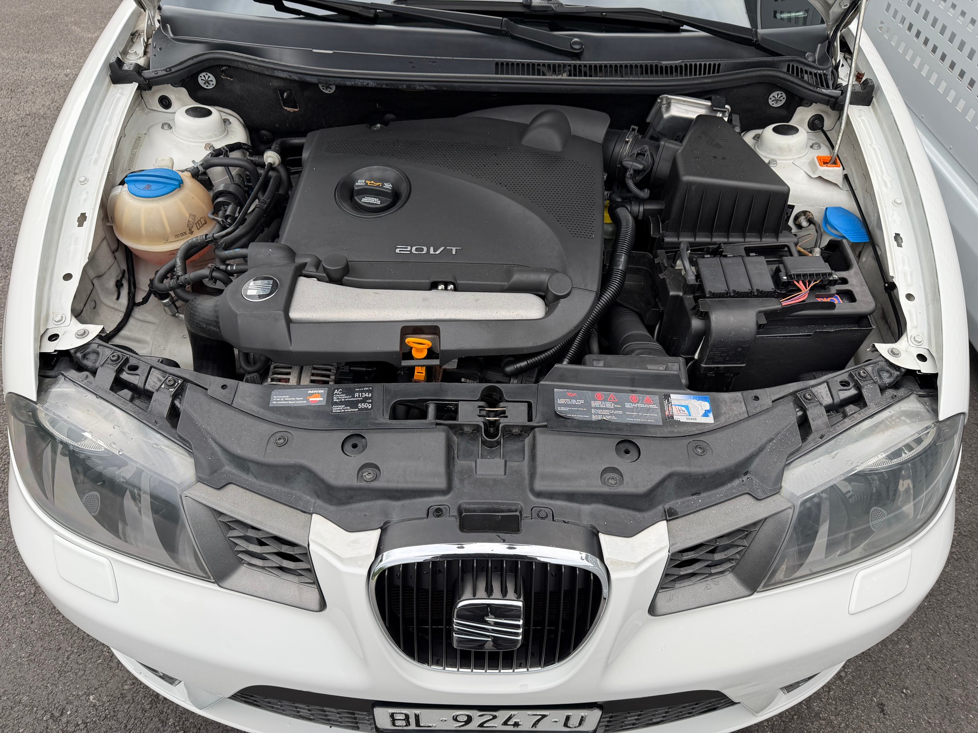 SEAT Ibiza 1.8 20V Turbo FR Joya Joker-image-9
