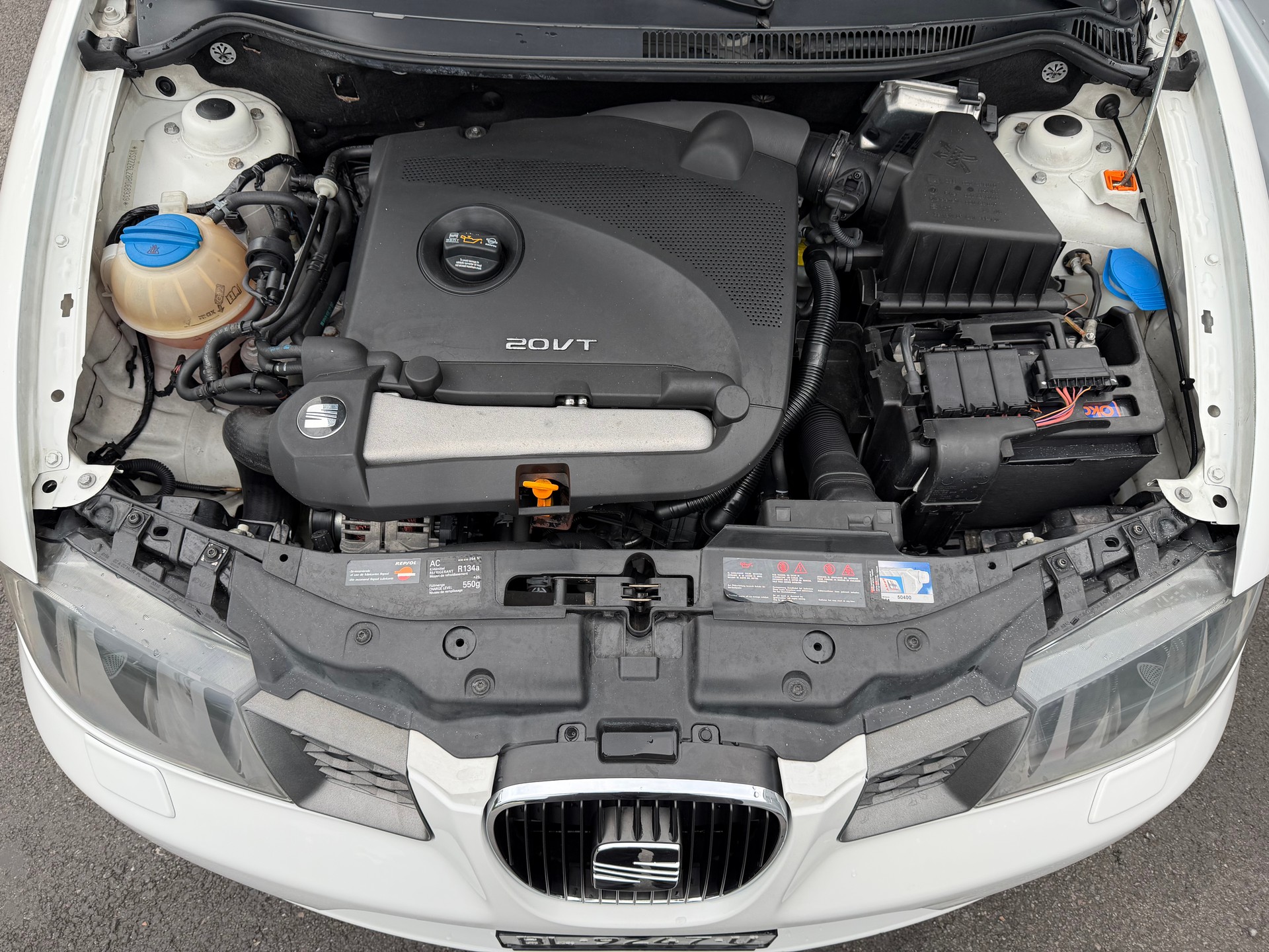 SEAT Ibiza 1.8 20V Turbo FR Joya Joker-image-8