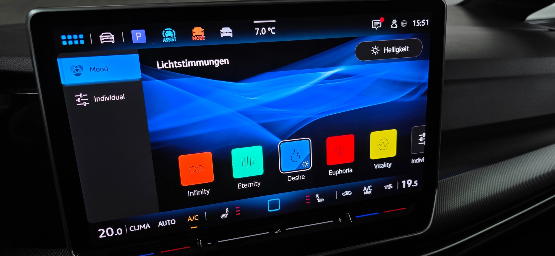 VW Golf Variant 2.0 TSI R Performance DSG 4 Motion *Lenkrad-Sitzheizung*ACC&LaneAssist*Rückfahrkamera*Ambiente*CarPlay&AndroidAuto*-image-18