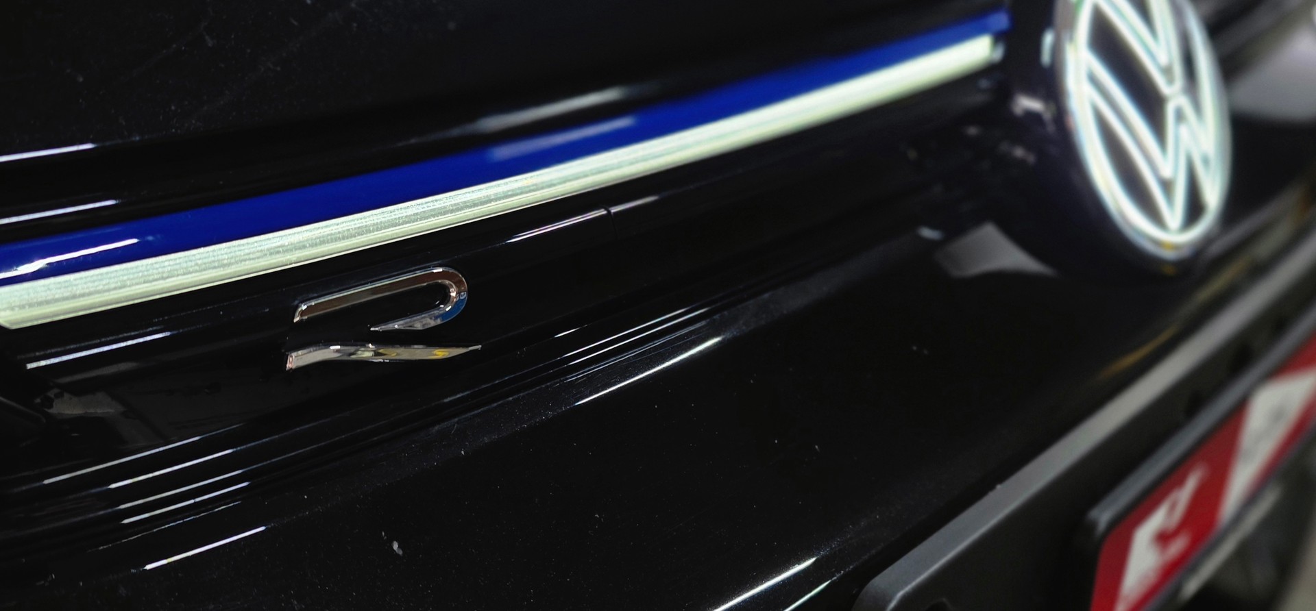 VW Golf Variant 2.0 TSI R Performance DSG 4 Motion *Lenkrad-Sitzheizung*ACC&LaneAssist*Rückfahrkamera*Ambiente*CarPlay&AndroidAuto*-image-28