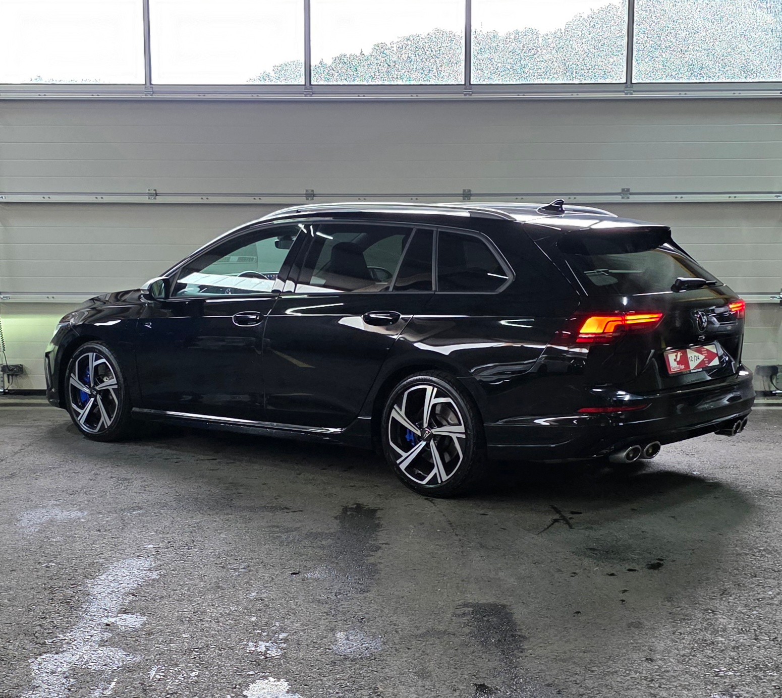 VW Golf Variant 2.0 TSI R Performance DSG 4 Motion *Lenkrad-Sitzheizung*ACC&LaneAssist*Rückfahrkamera*Ambiente*CarPlay&AndroidAuto*-showroom-element-2