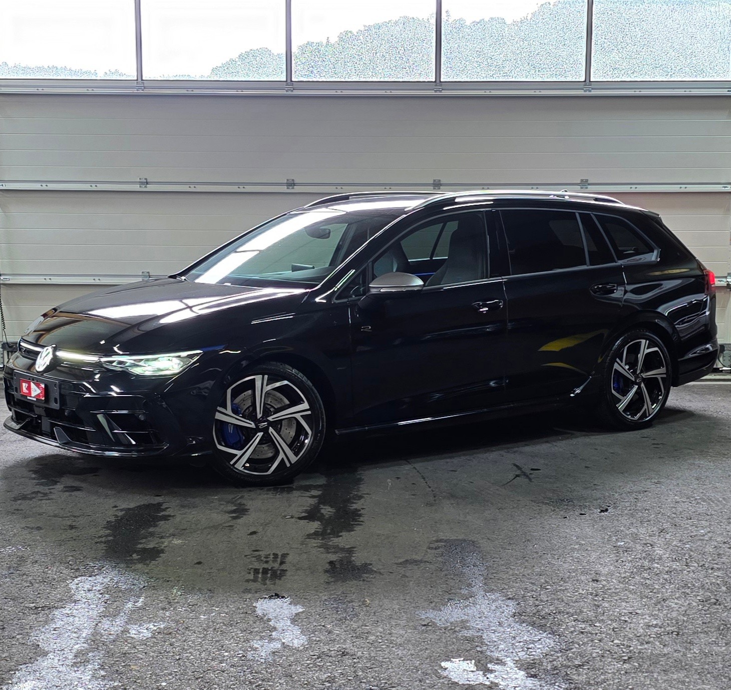 VW Golf Variant 2.0 TSI R Performance DSG 4 Motion *Lenkrad-Sitzheizung*ACC&LaneAssist*Rückfahrkamera*Ambiente*CarPlay&AndroidAuto*