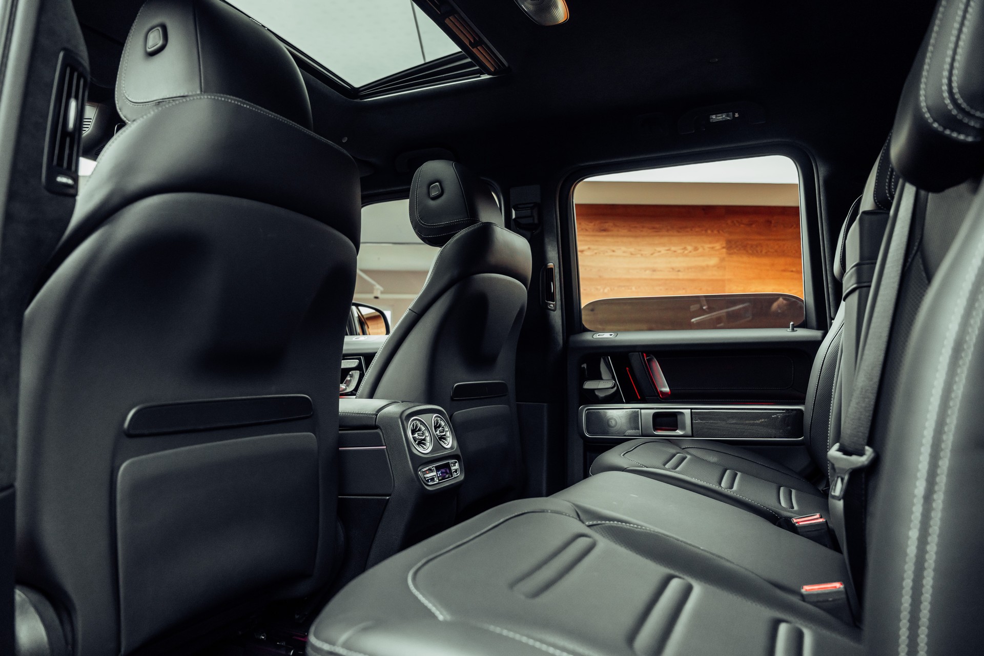 MERCEDES-BENZ G 450d AMG Line 9G-Tronic-image-9
