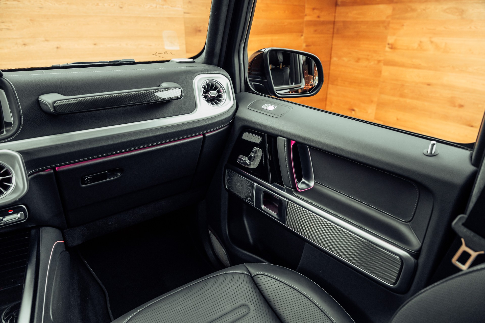 MERCEDES-BENZ G 450d AMG Line 9G-Tronic-image-12
