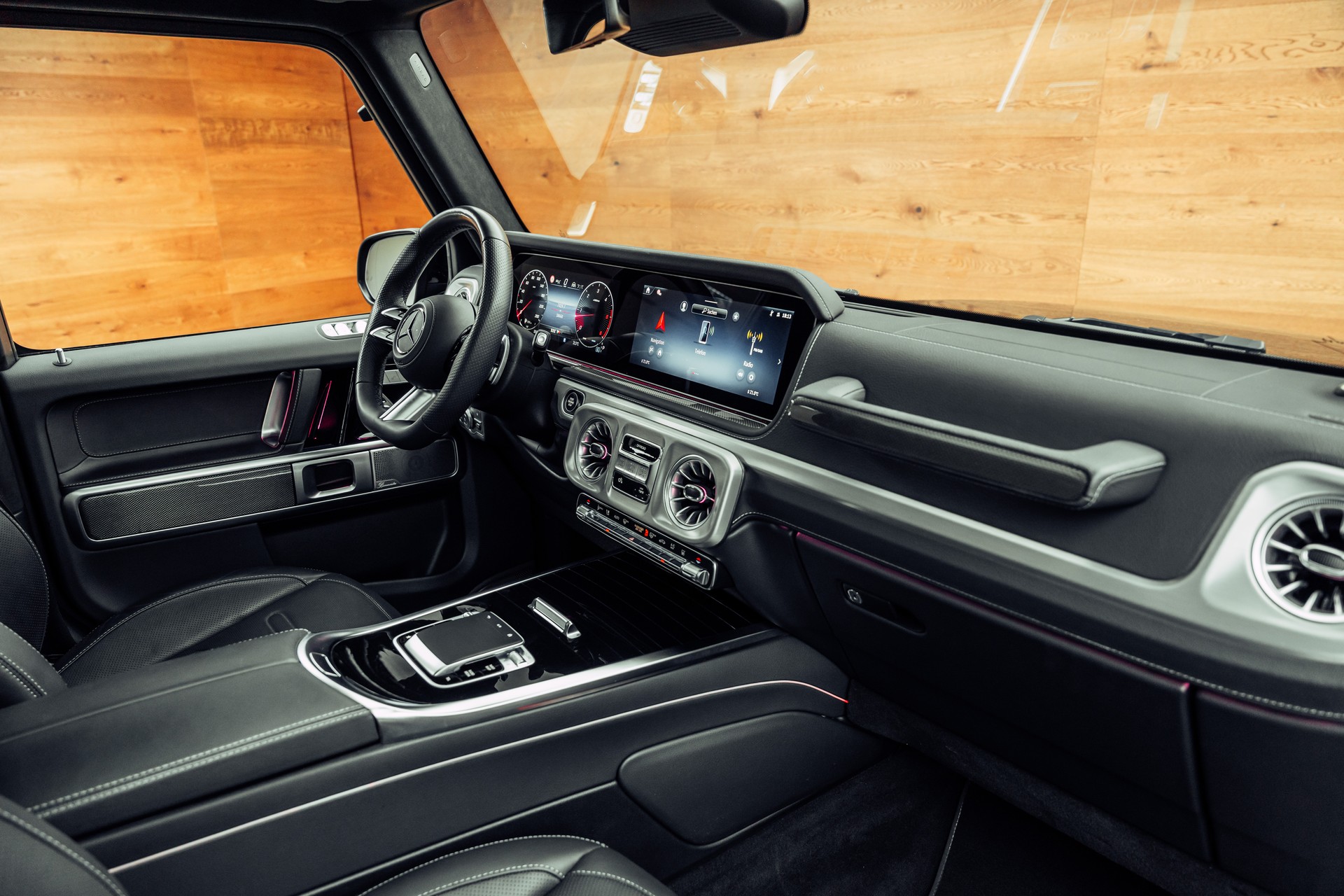 MERCEDES-BENZ G 450d AMG Line 9G-Tronic-image-5