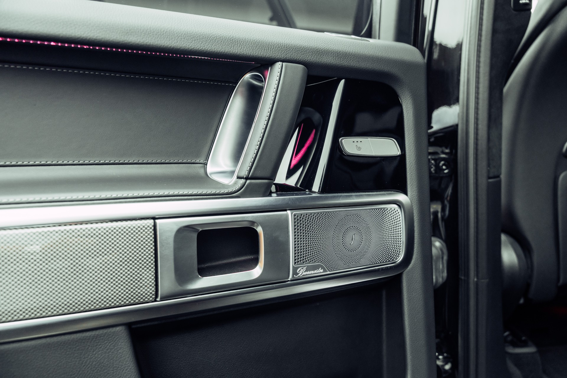 MERCEDES-BENZ G 450d AMG Line 9G-Tronic-image-15
