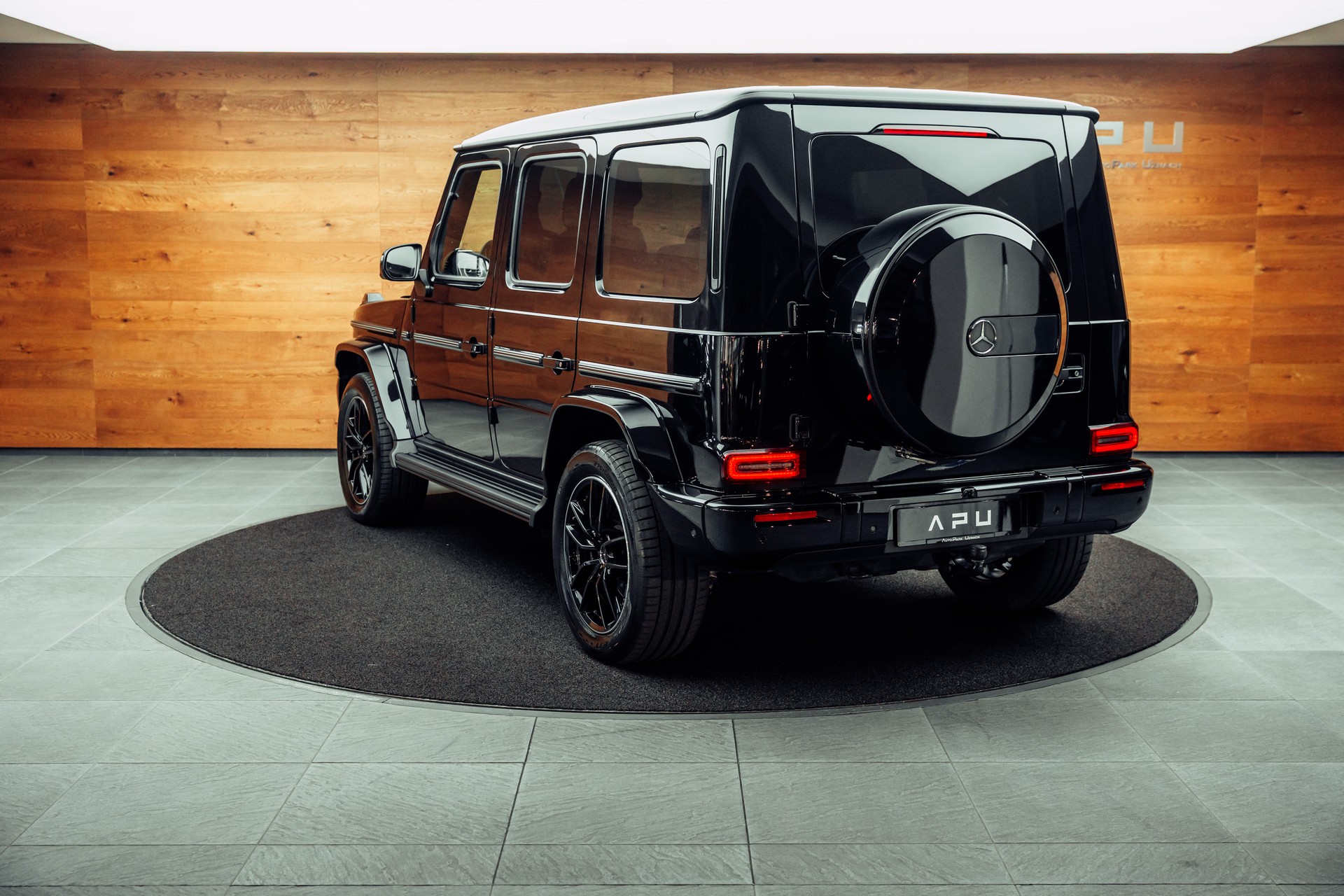 MERCEDES-BENZ G 450d AMG Line 9G-Tronic-showroom-element-2