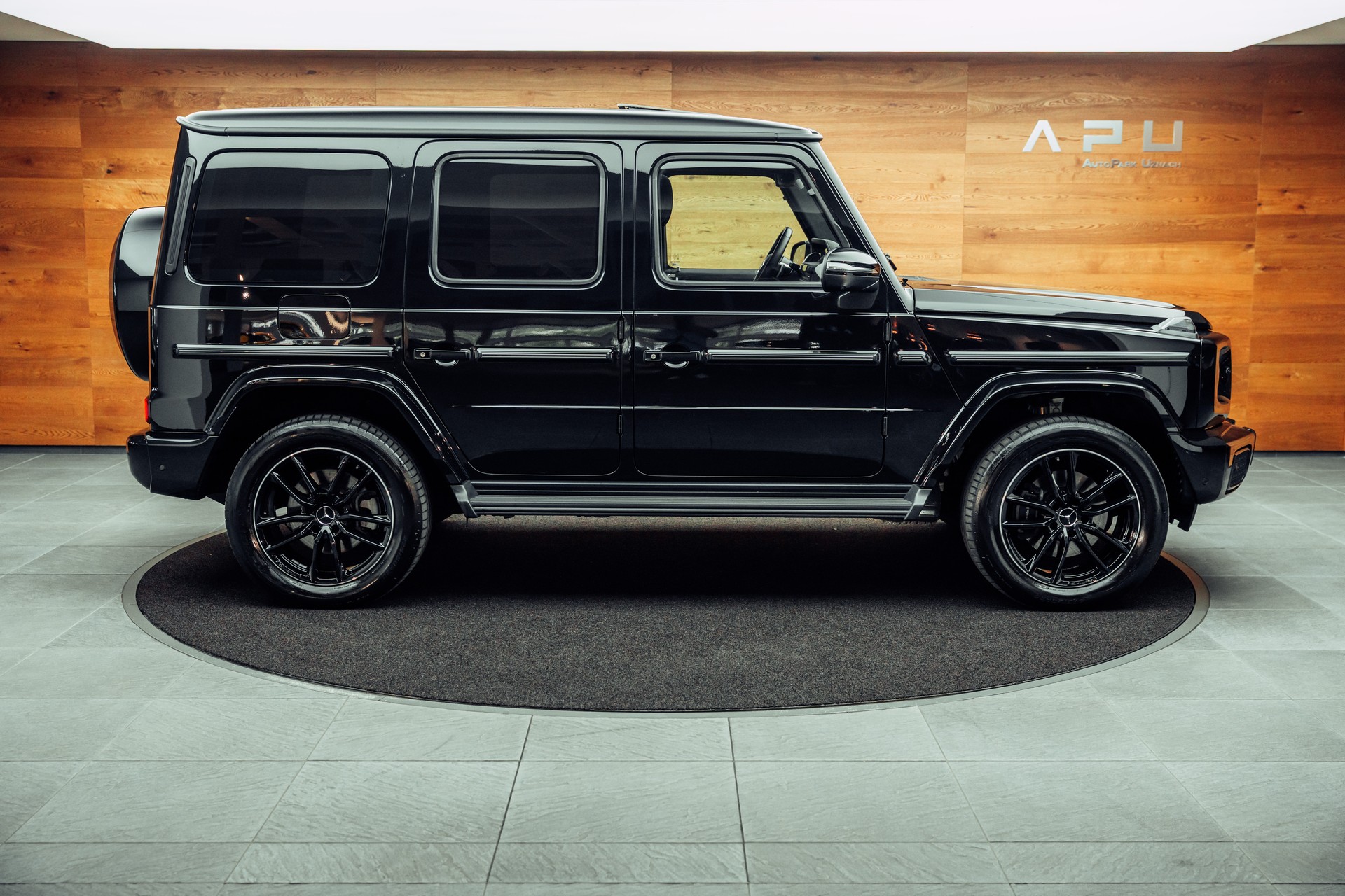 MERCEDES-BENZ G 450d AMG Line 9G-Tronic-image-11
