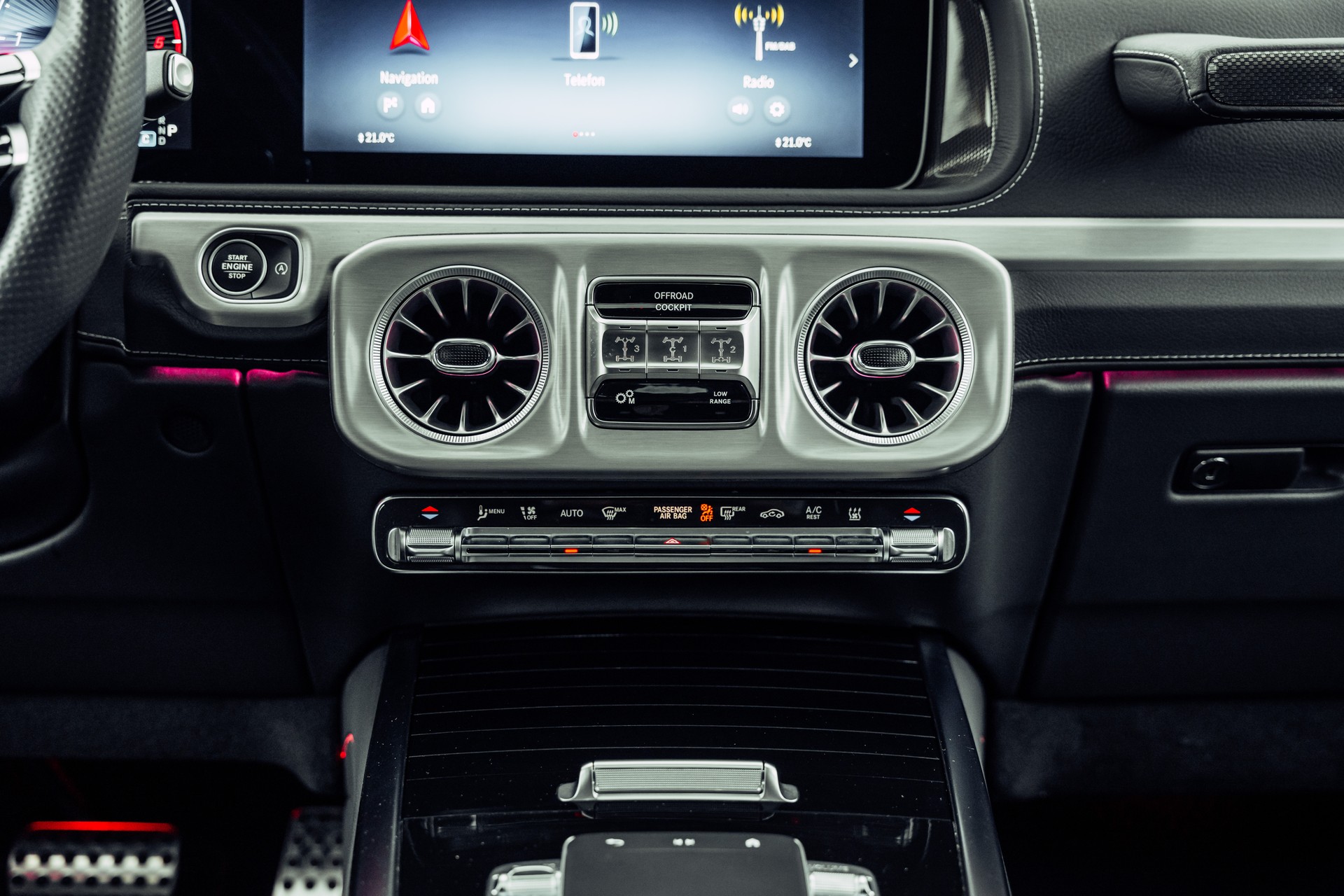 MERCEDES-BENZ G 450d AMG Line 9G-Tronic-image-16