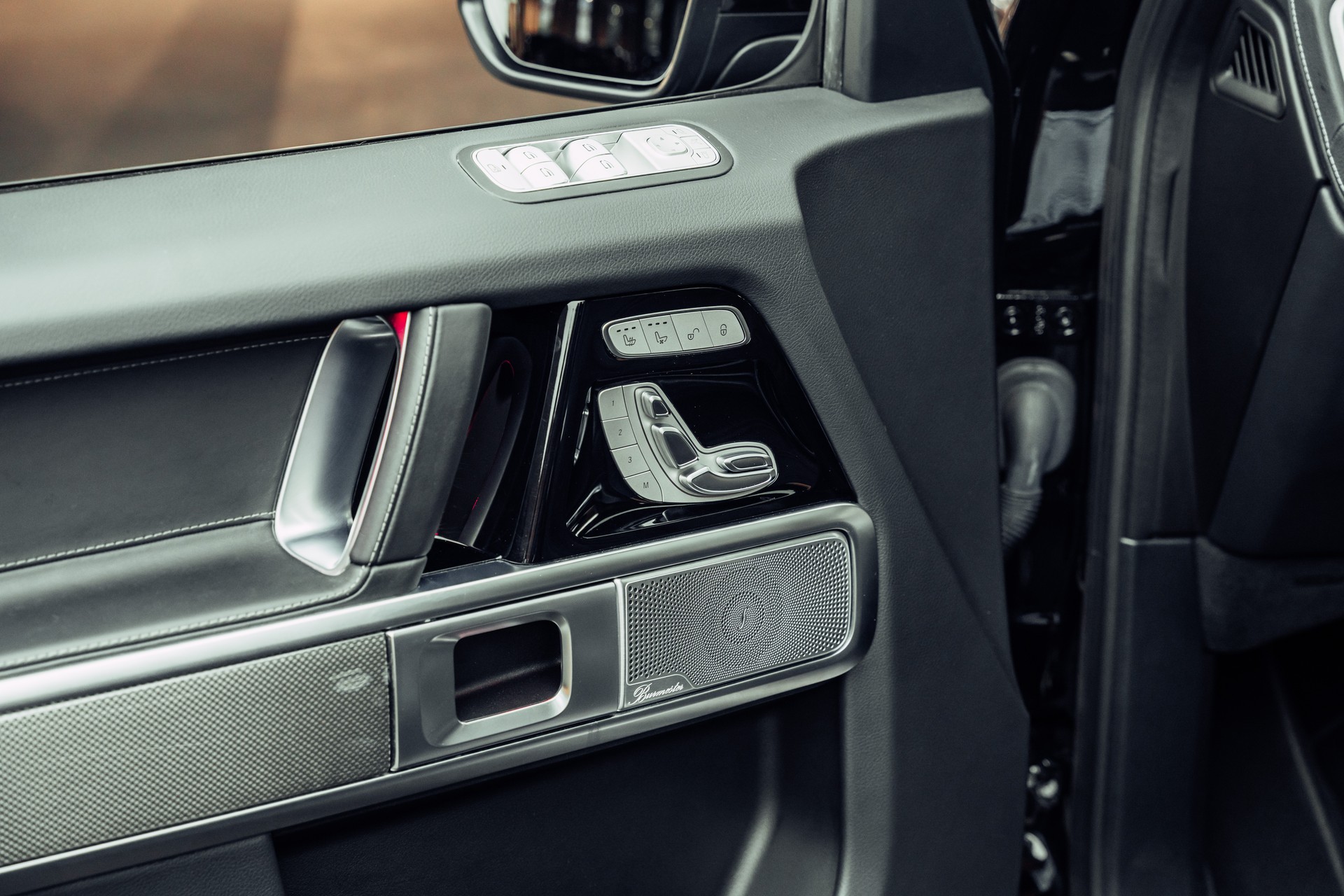 MERCEDES-BENZ G 450d AMG Line 9G-Tronic-image-13
