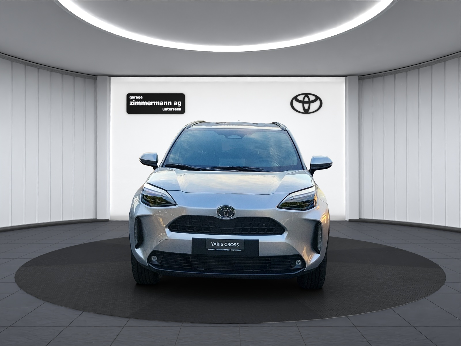 TOYOTA Yaris Cross 1.5 VVT-i HSD Trend AWD-showroom-element-1