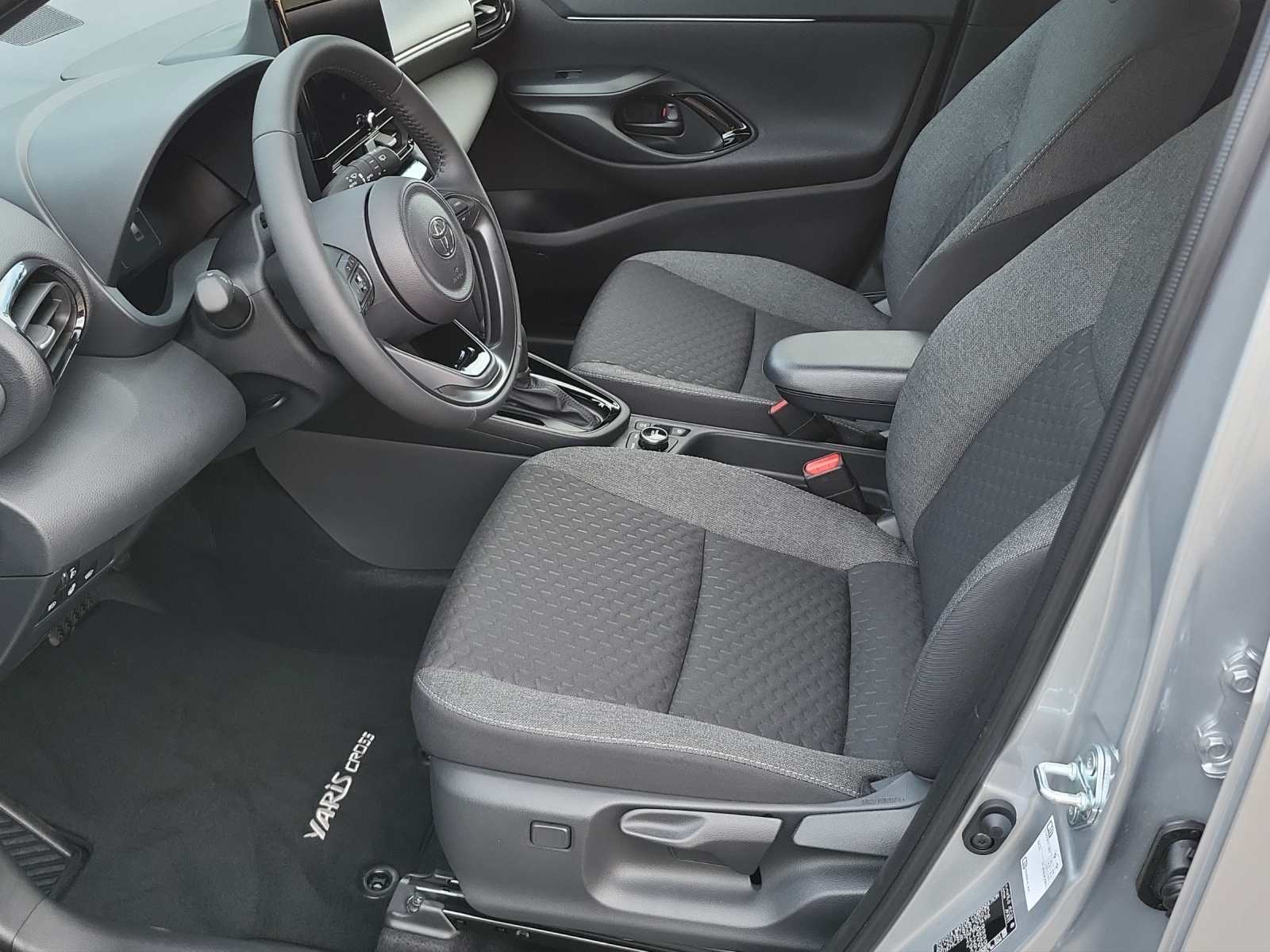 TOYOTA Yaris Cross 1.5 VVT-i HSD Trend AWD-image-12