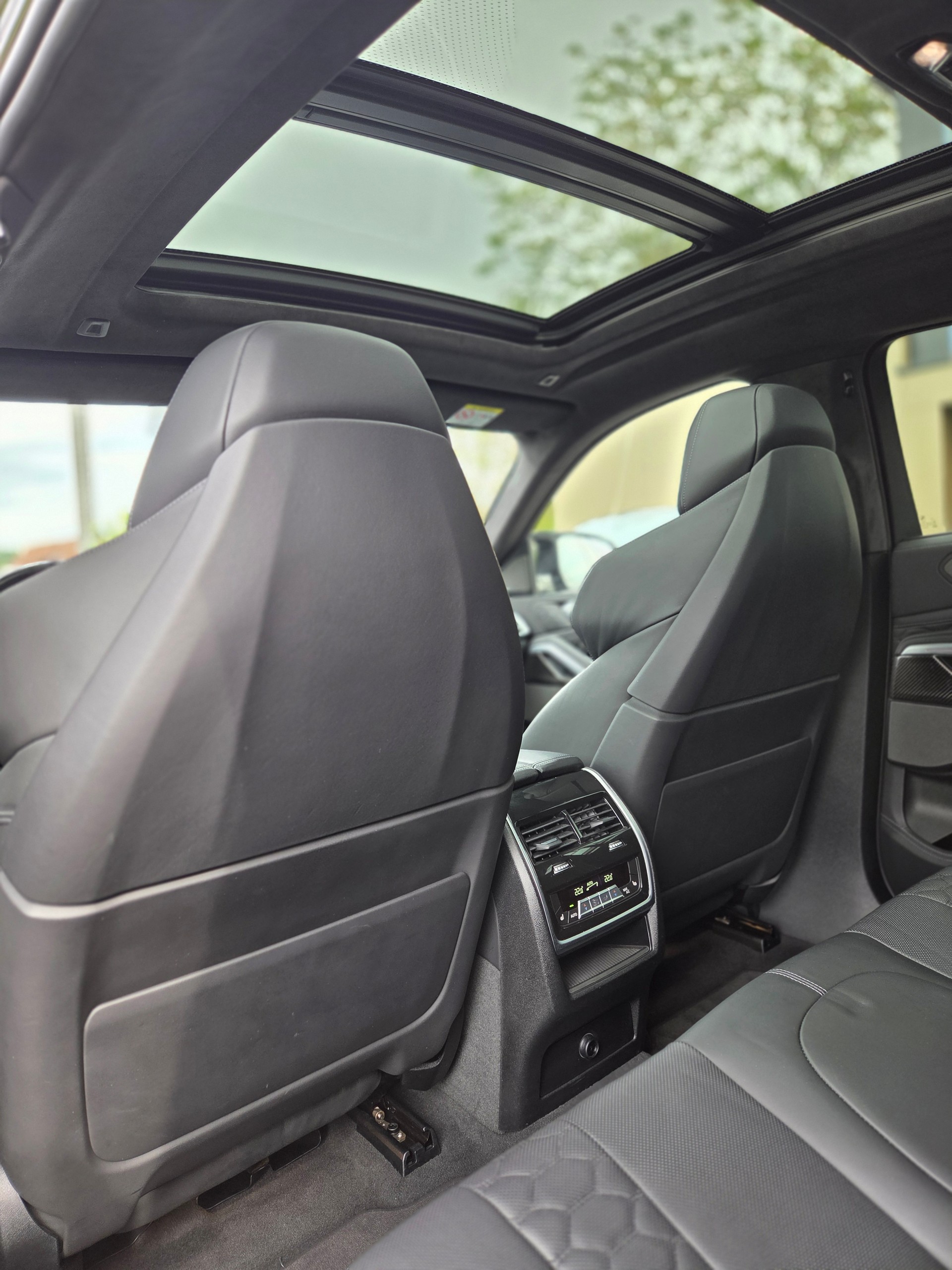 BMW X6M Steptronic M Competition-image-10