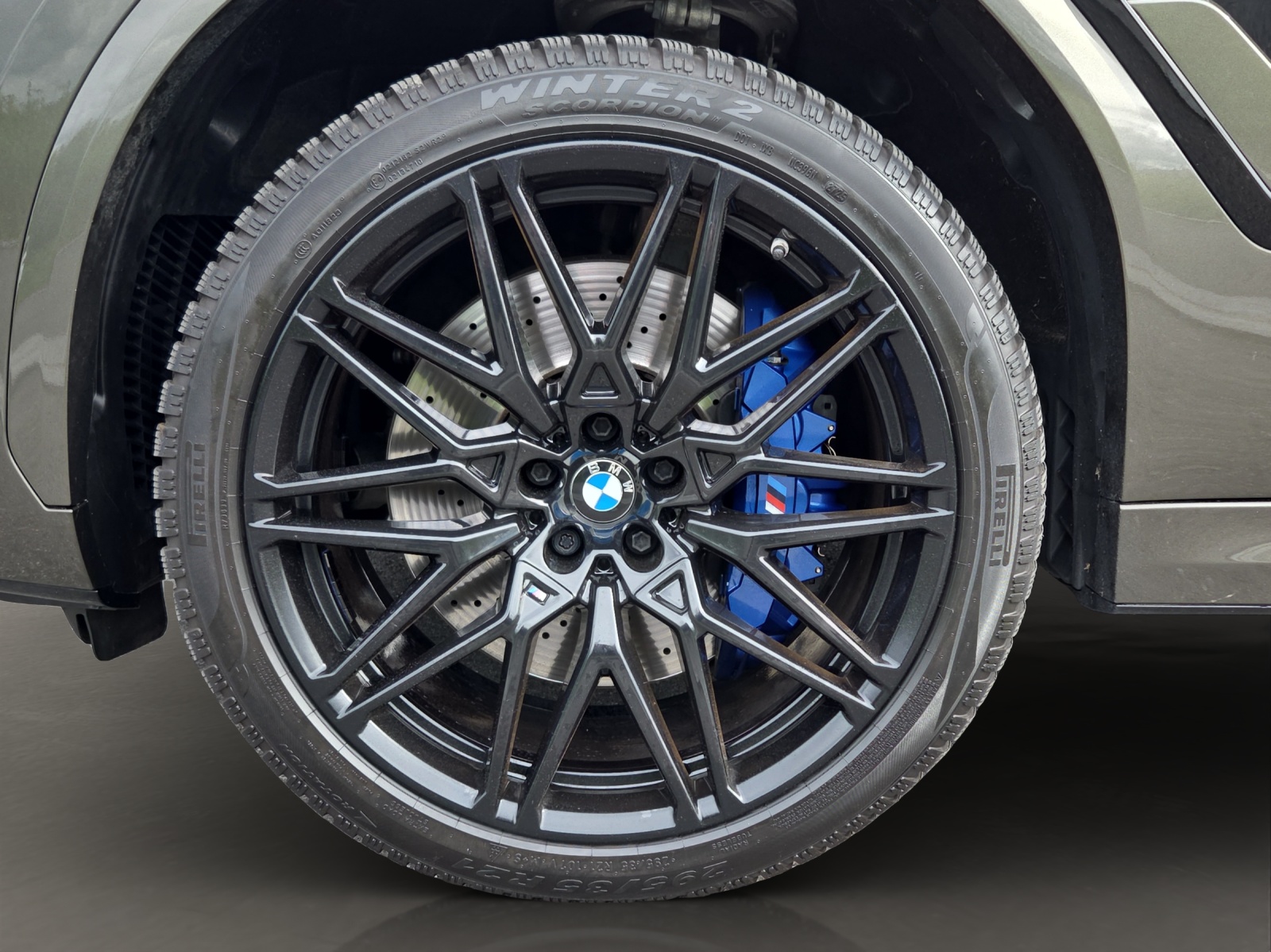 BMW X6M Steptronic M Competition-image-5