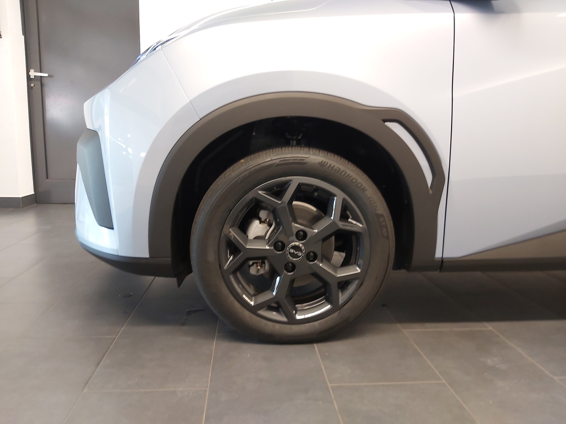 BYD Dolphin Surf Comfort-showroom-element-2