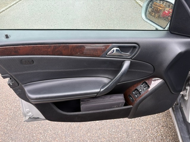 MERCEDES-BENZ C 320 Elégance 4Matic Automatic-image-13