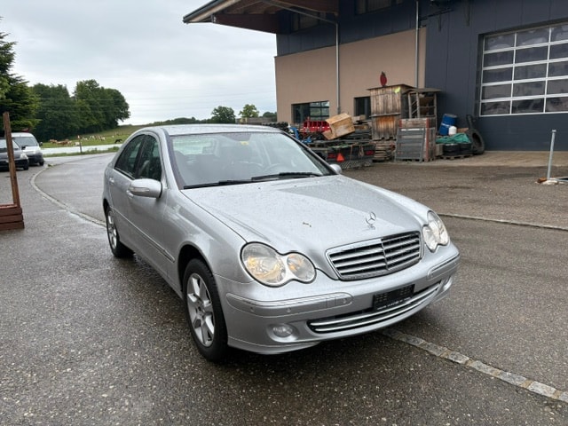 MERCEDES-BENZ C 320 Elégance 4Matic Automatic-image-2