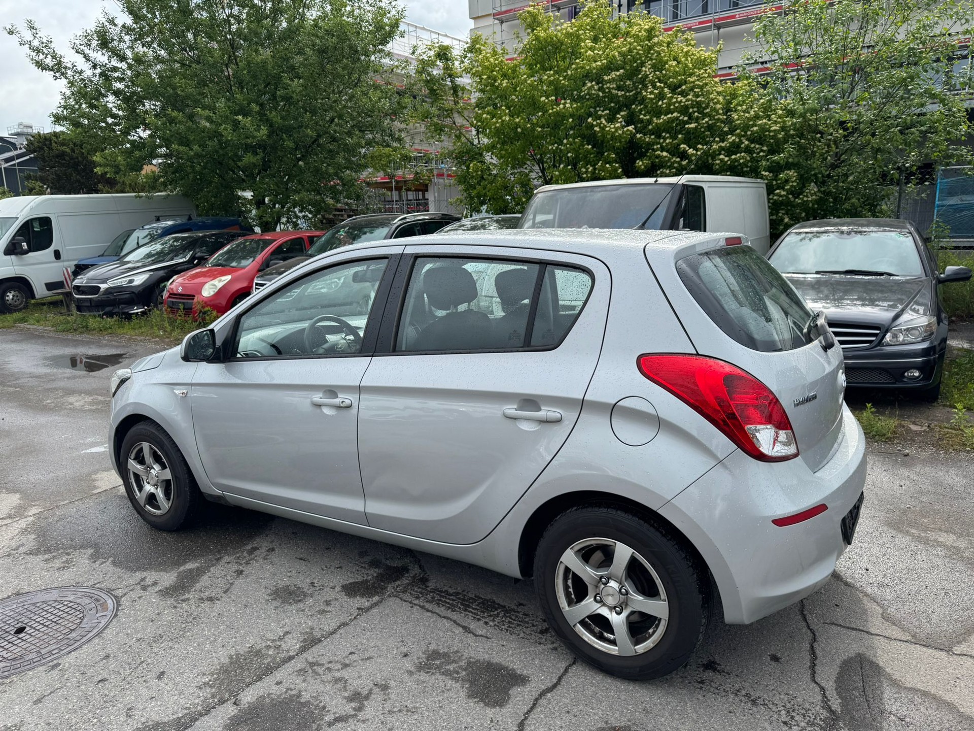 HYUNDAI i20 1.4 Premium Automatic-image-5