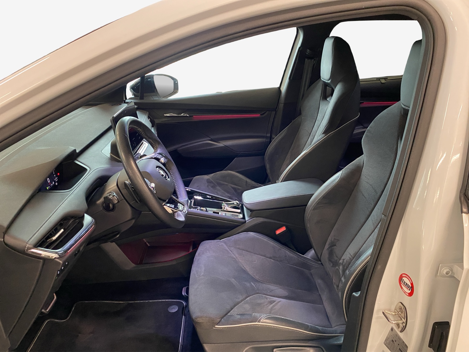 SKODA Enyaq iV 80 SportLine Ultra-image-8