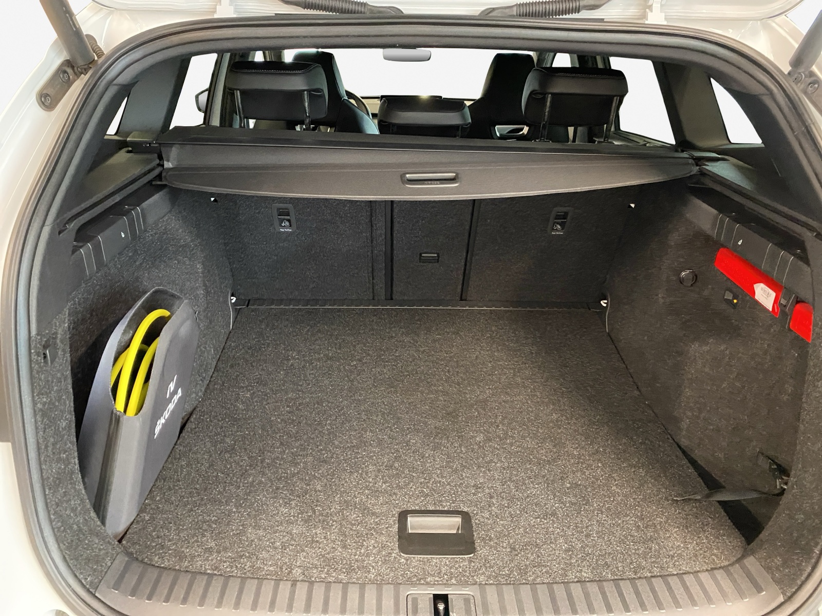 SKODA Enyaq iV 80 SportLine Ultra-image-13