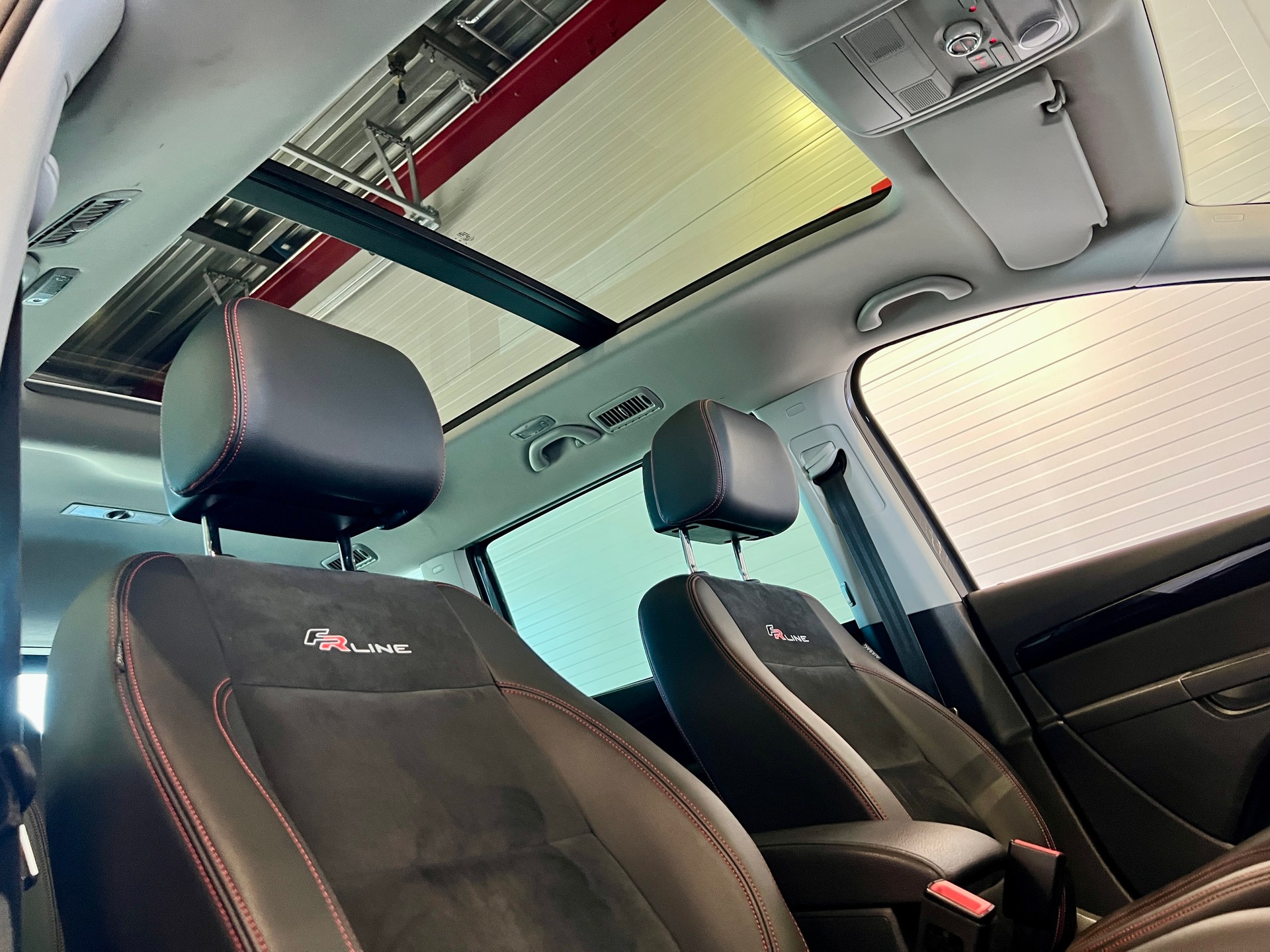 SEAT Alhambra 2.0 TSI FR Line DSG-image-13