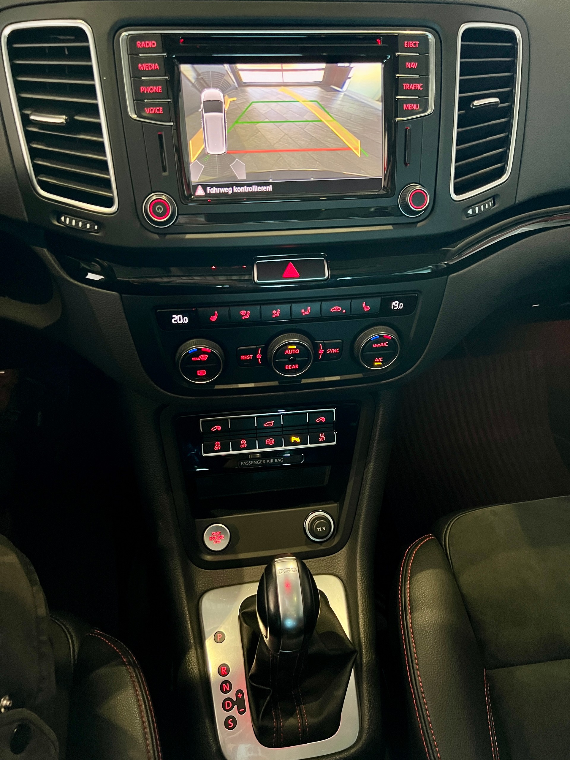 SEAT Alhambra 2.0 TSI FR Line DSG-image-26